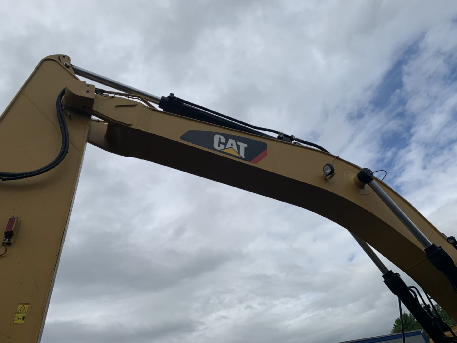 2014 Caterpillar 336FL Hydraulic Excavator - Image 9 of 36