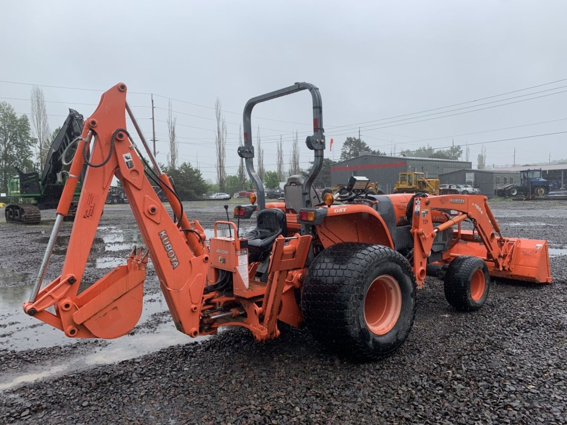 2007 Kubota L4740D Utility Tractor - Image 3 of 29