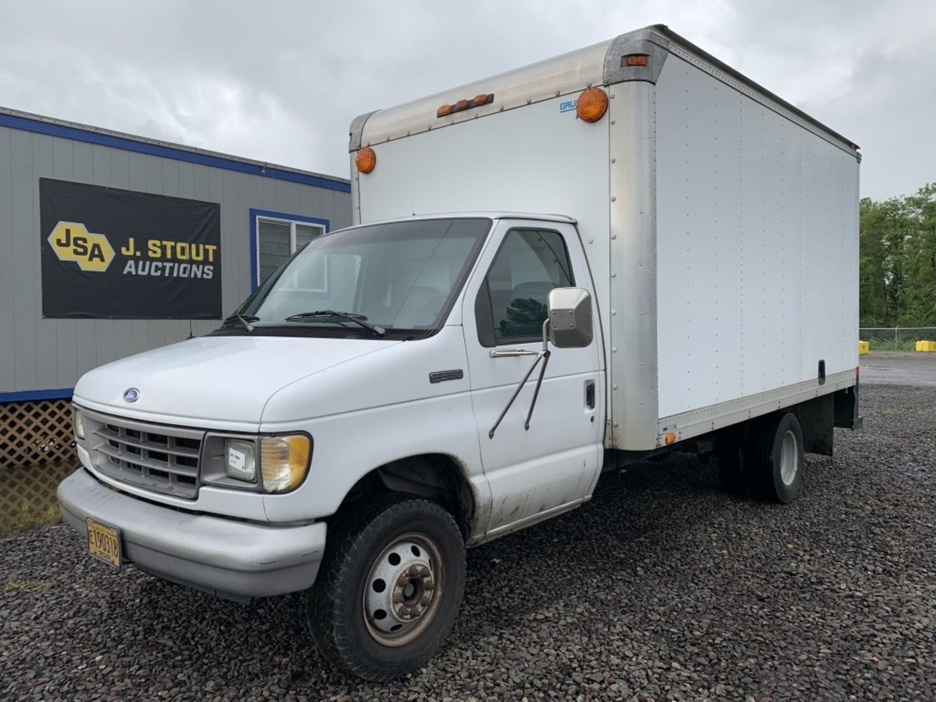 1995 Ford E350 Box Van