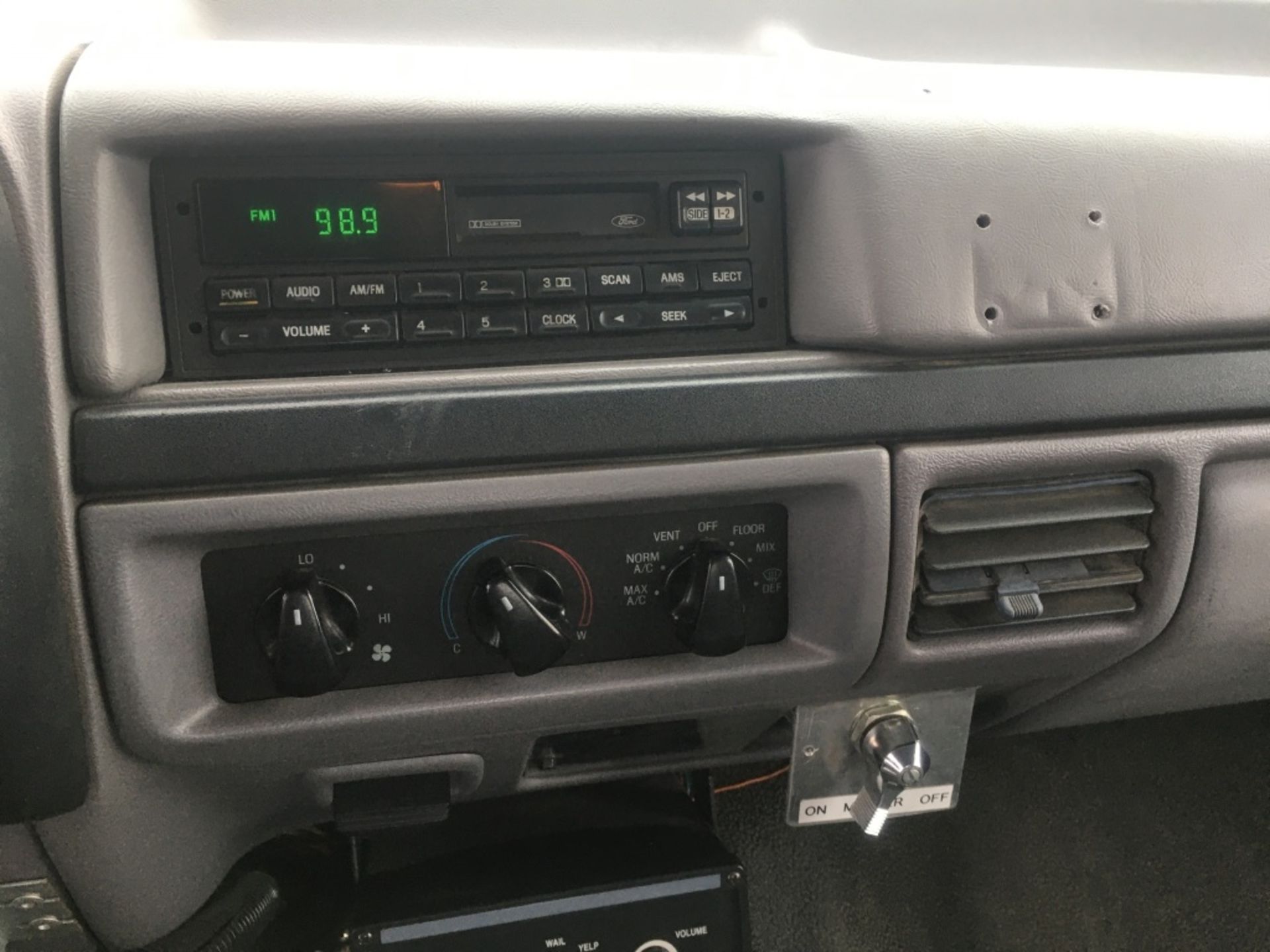 1996 Ford F250 XLT 4x4 Extra Cab Pickup - Image 13 of 20