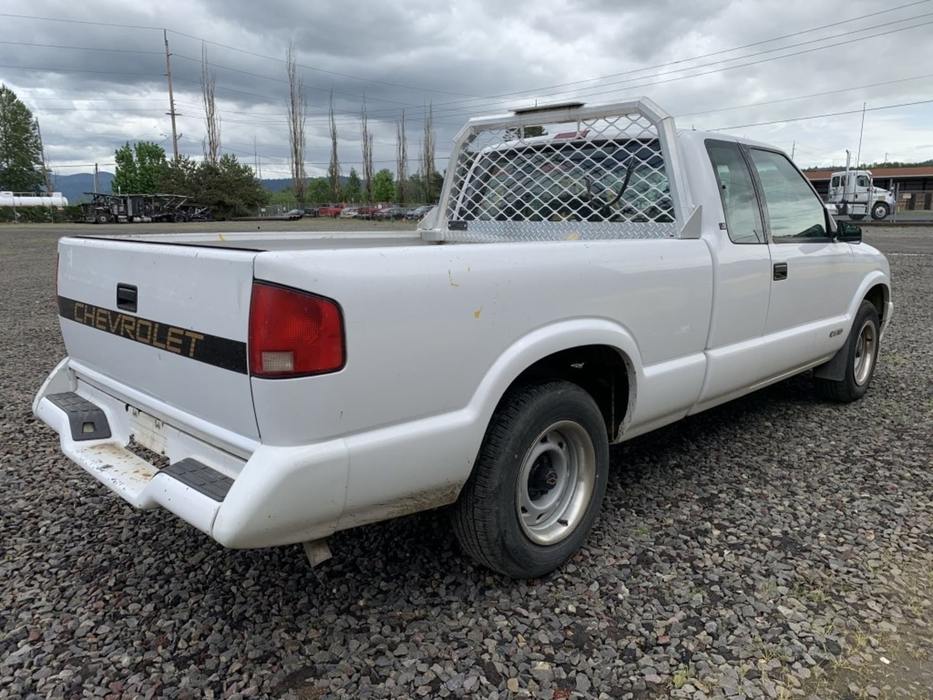 1994 Chevrolet S10 LS Extra Cab Pickup - Image 3 of 15