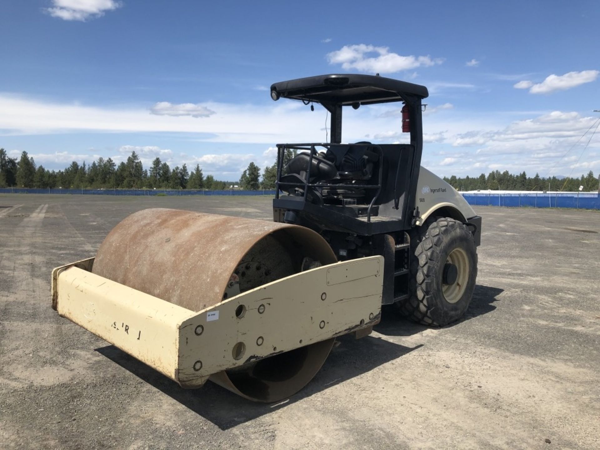 Ingersoll Rand SD-122DX Vibratory Roller