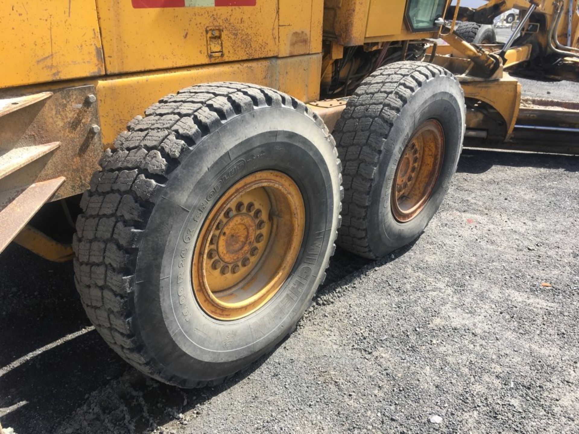 1987 John Deere 772B-H Motor Grader - Image 15 of 29