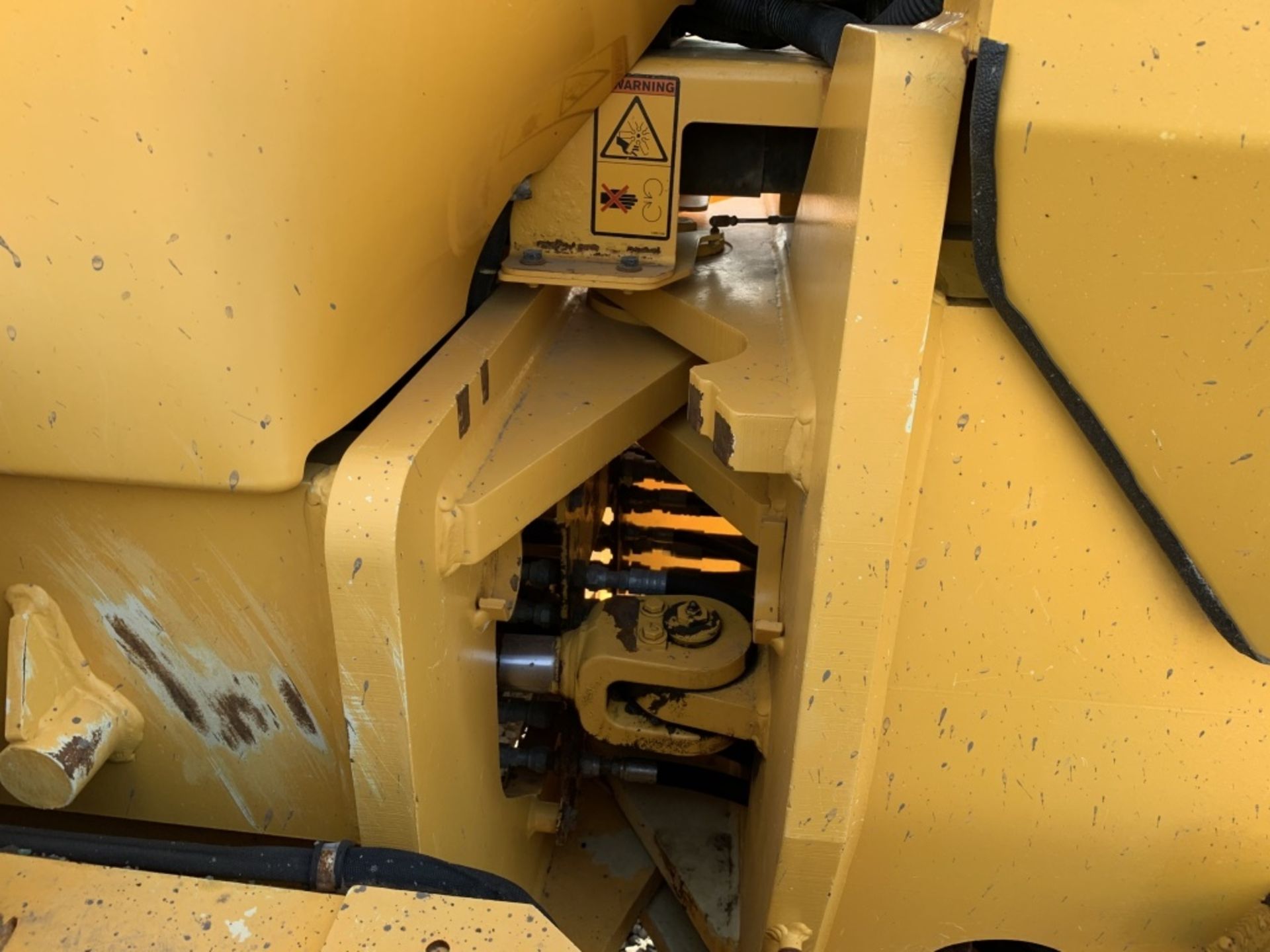 2008 Volvo G990 Motor Grader - Image 16 of 28