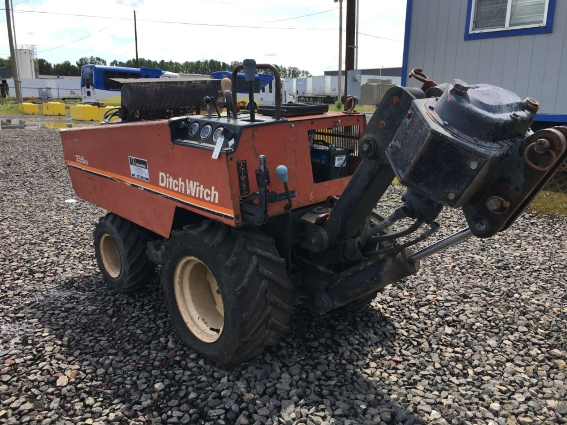 Ditch Witch 255SX Walk Beside Cable Plow - Image 4 of 12