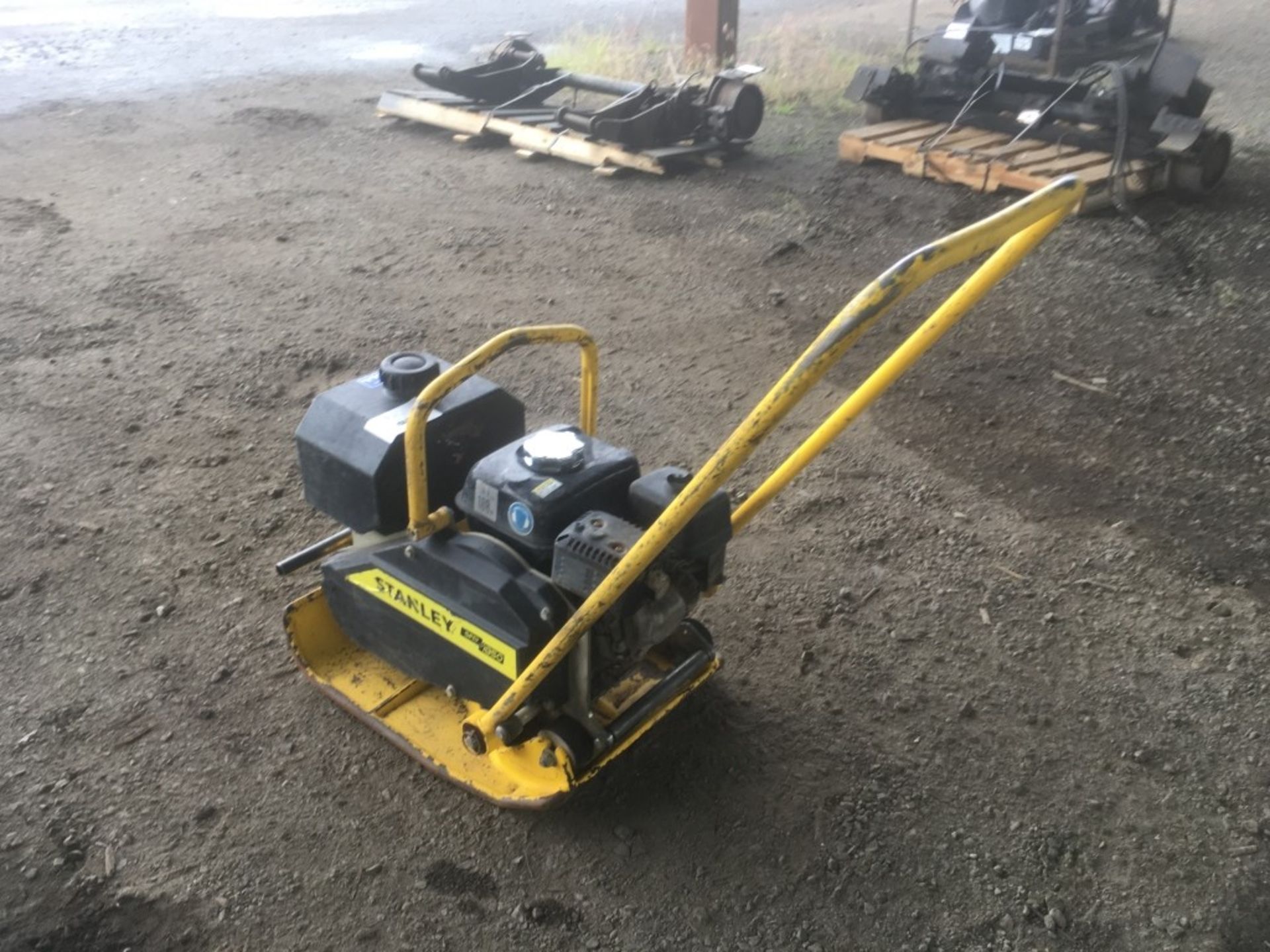 Stanley SFP 1850 Plate Compactor - Image 4 of 7