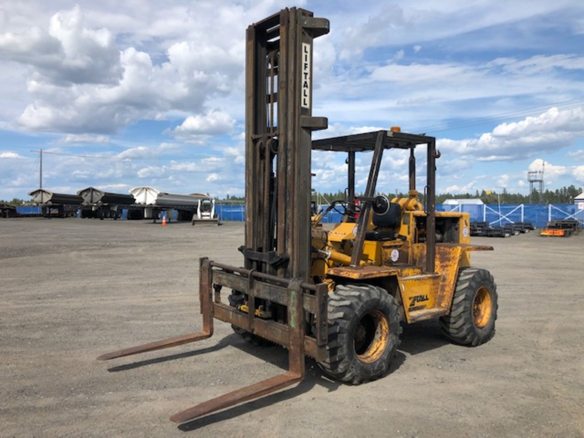 Lift All FWDT-80D 4x4 Rough Terrain Forklift