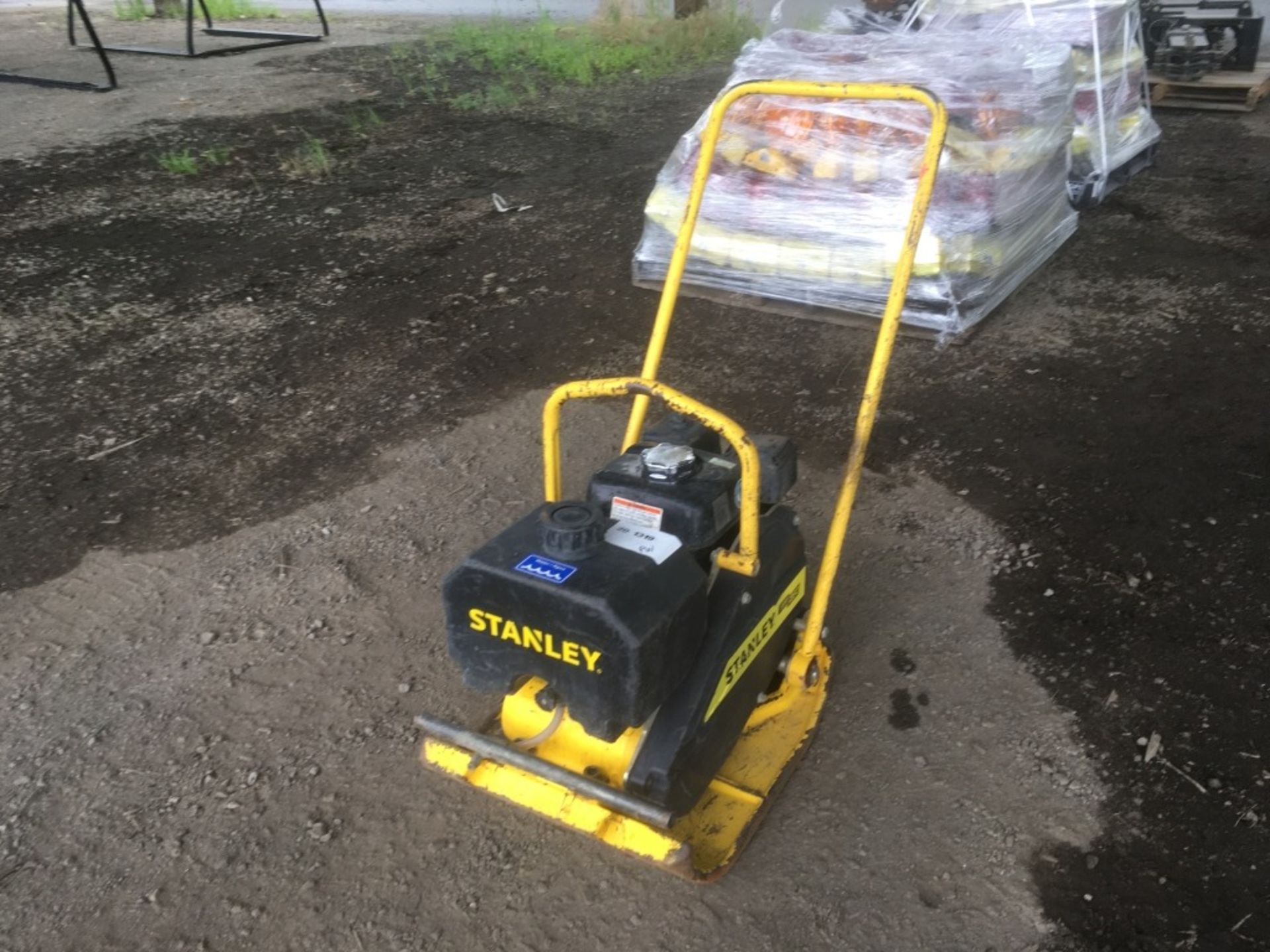 Stanley SFP 1850 Plate Compactor