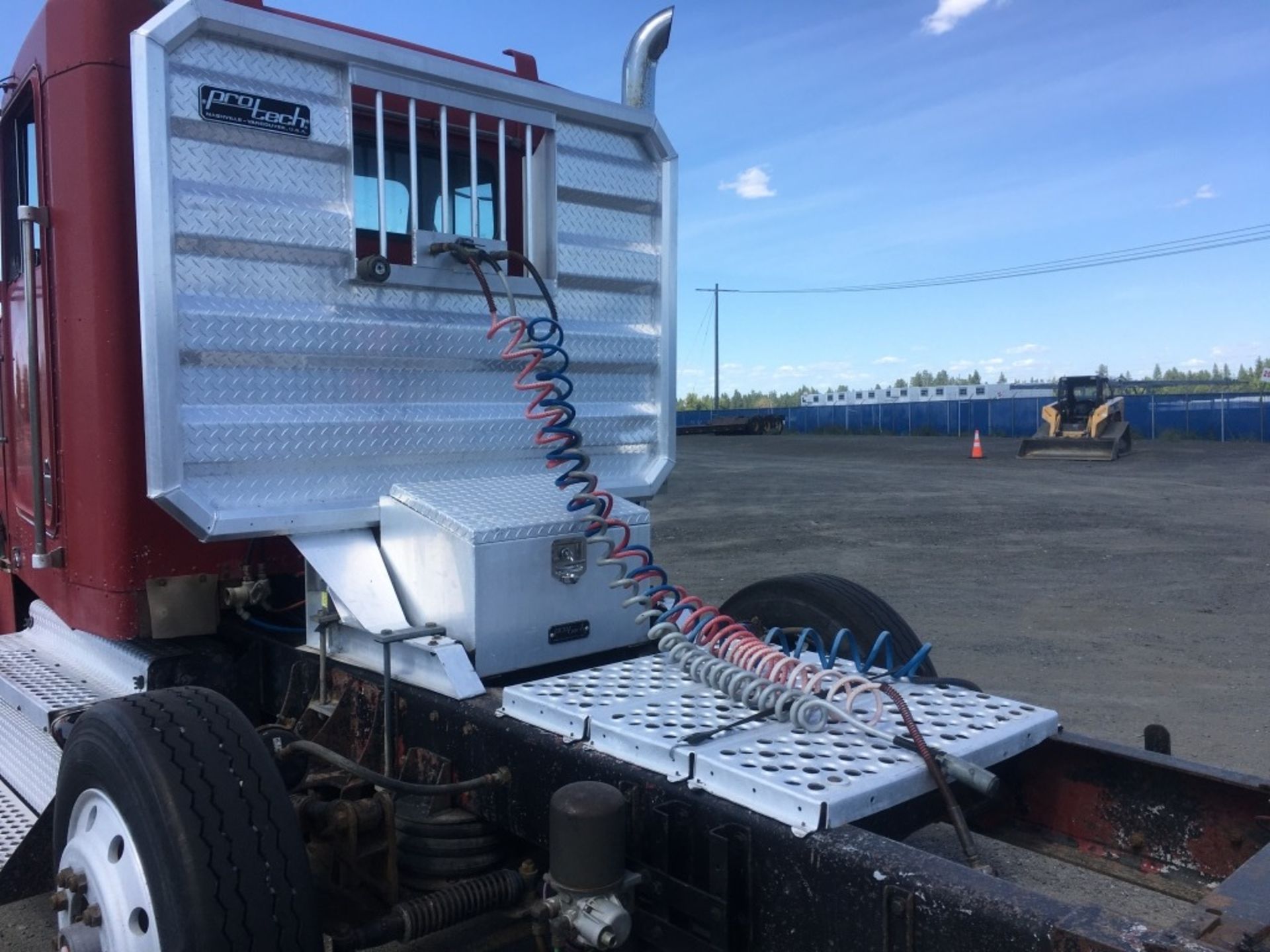 1986 Kenworth F900B Tri-Axle Truck Tractor - Image 15 of 34