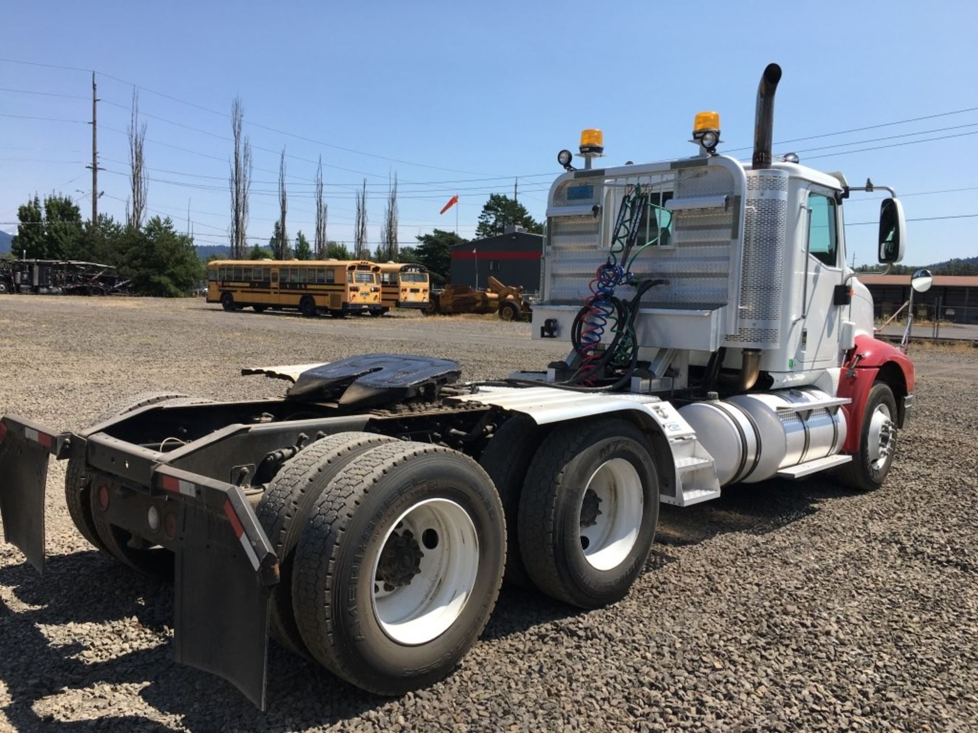 2008 International 9200i T/A Truck Tractor - Image 3 of 22