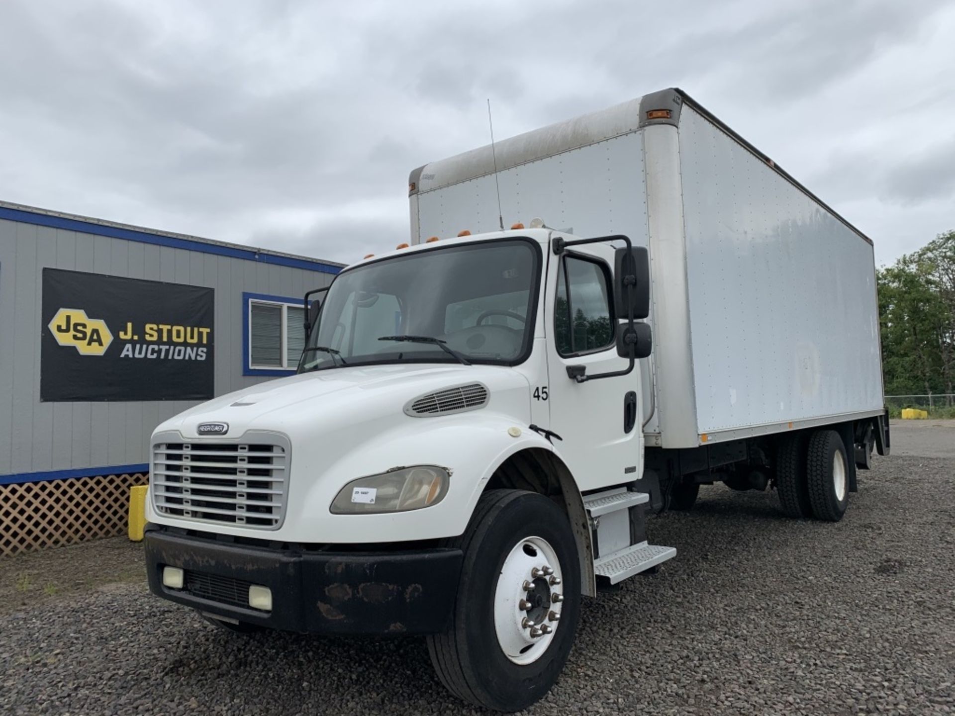 2004 Freightliner M2 Business Class S/A Box Truck