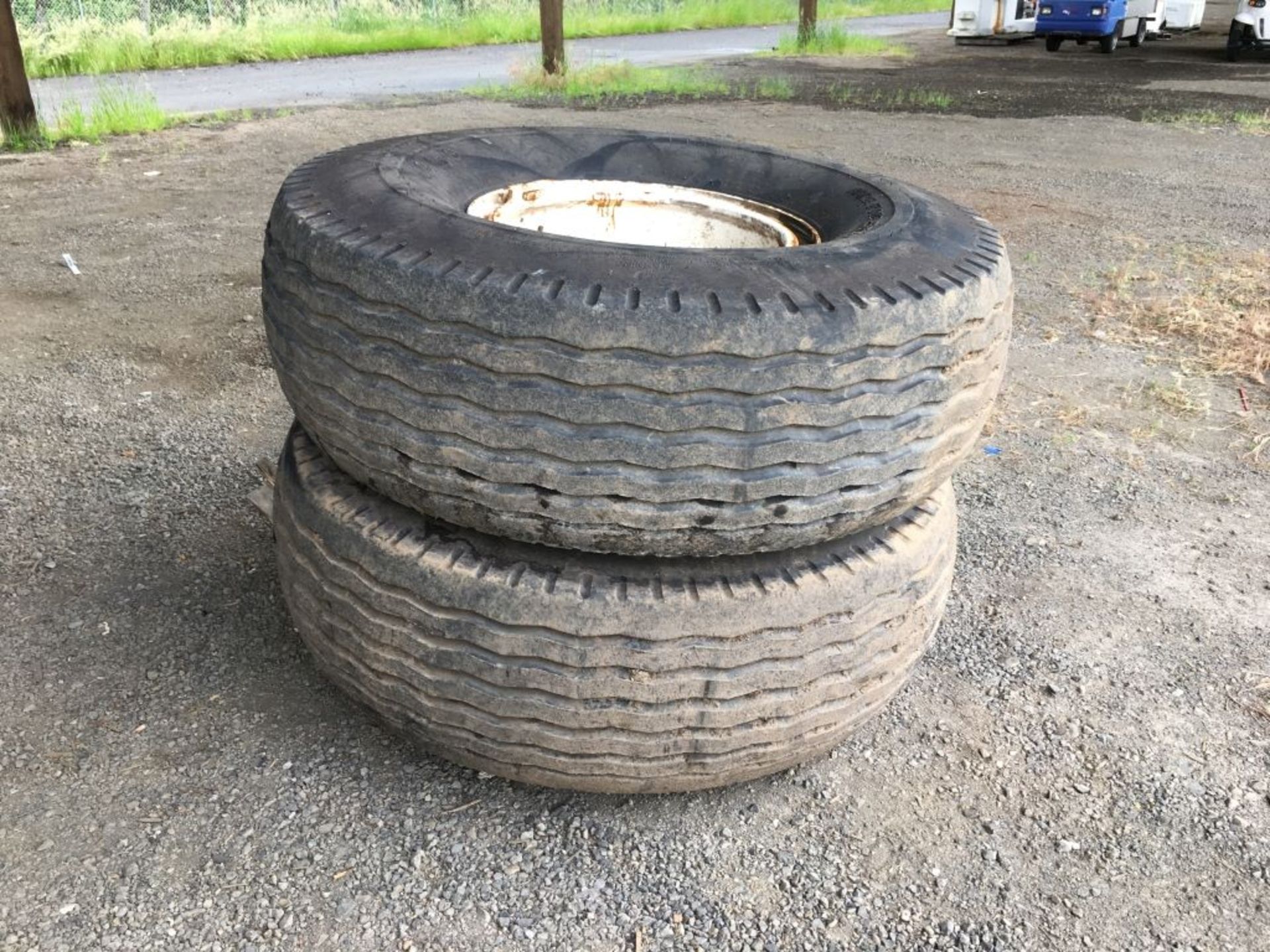 Heatmaster 18.00-25 Paver Tires, Qty 2 - Image 2 of 7