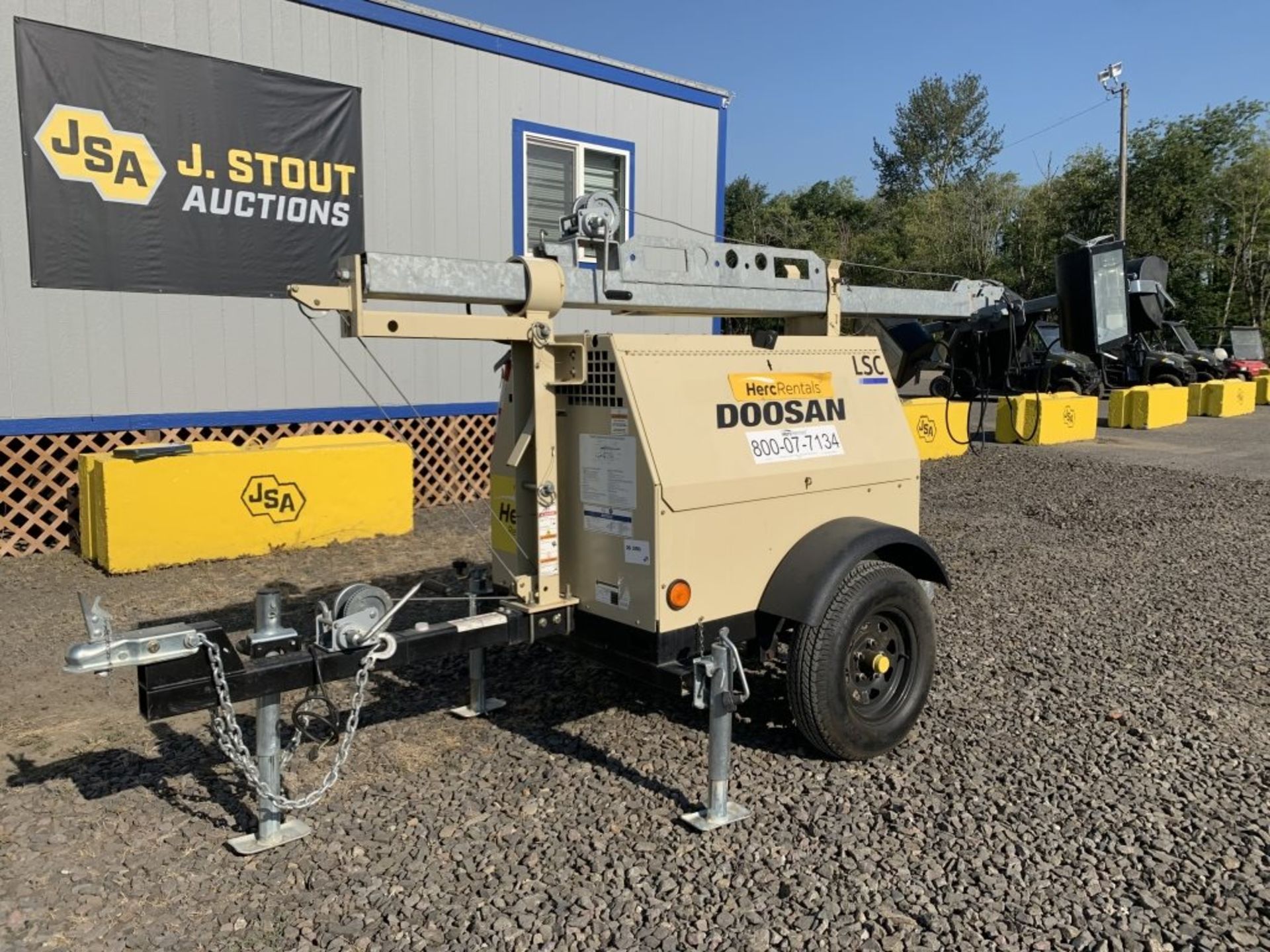 2015 Doosan LSC Towable Light Tower