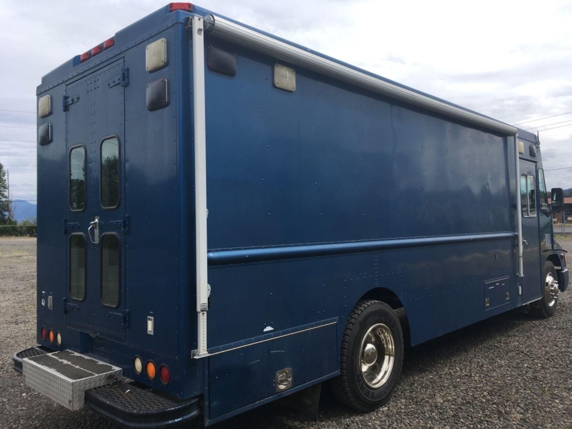 1994 International Navistar Step Van - Image 3 of 49