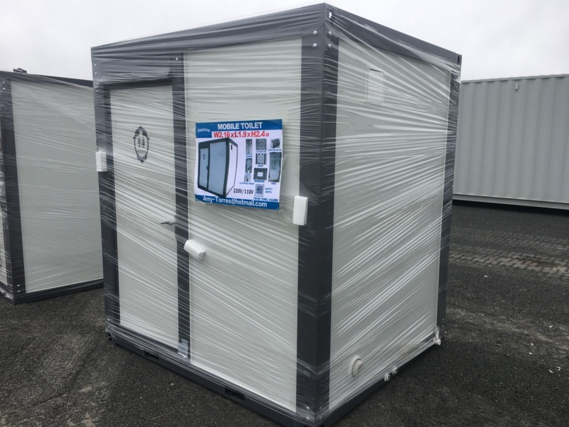 2020 Bastone Portable Toilet w/Shower