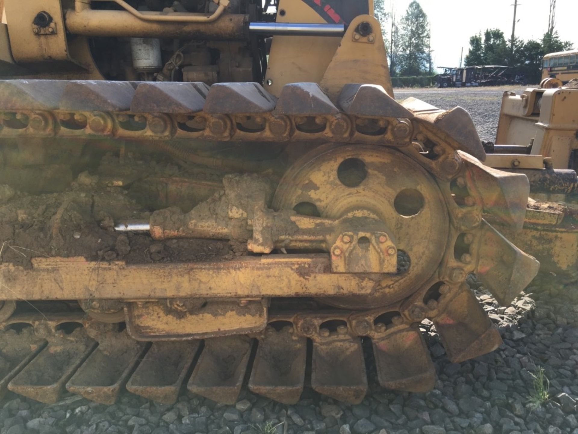 Mitsubishi BD2G Crawler Dozer - Image 7 of 15