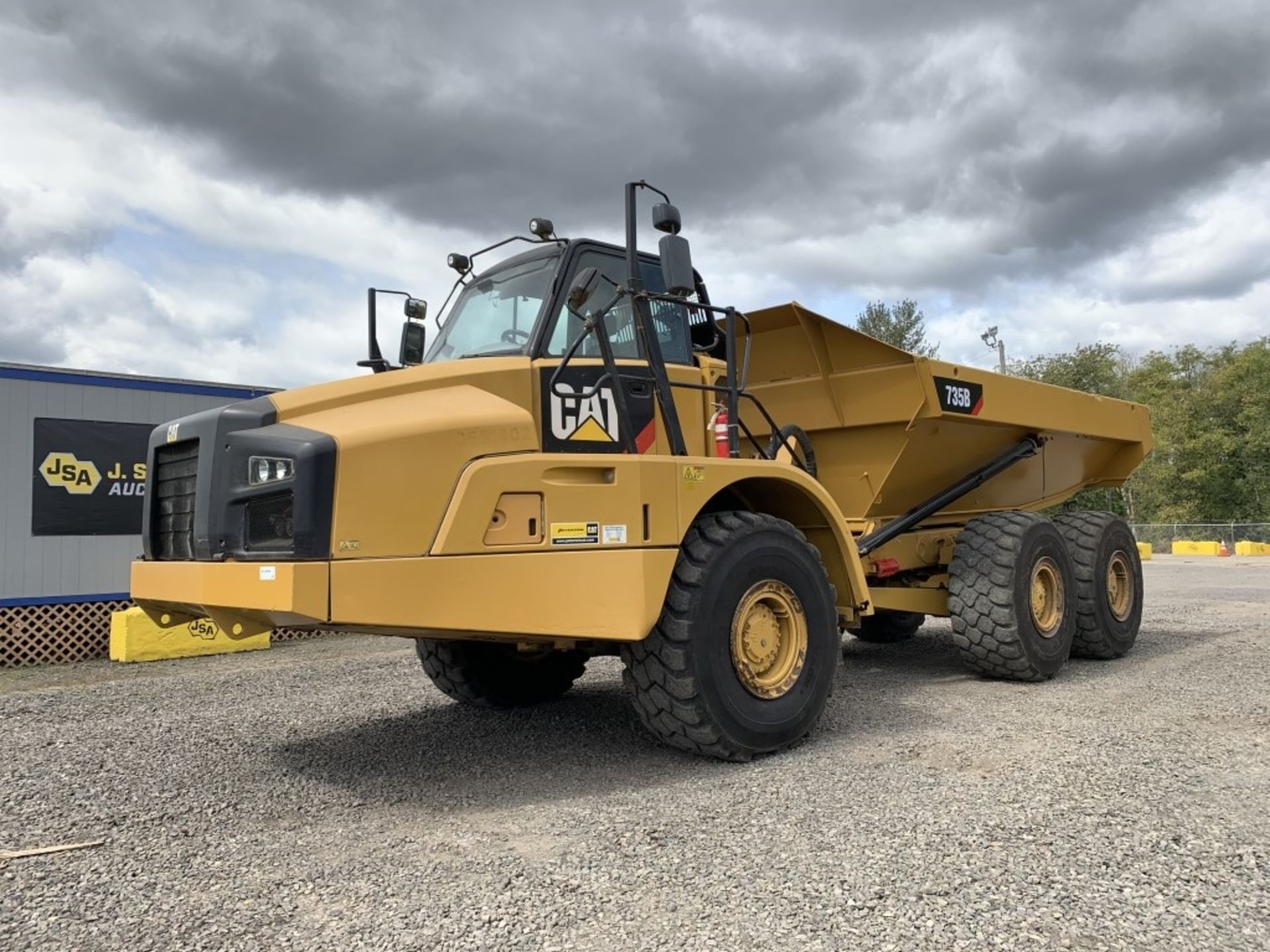 2014 Caterpillar 735B Articulated Dump Truck