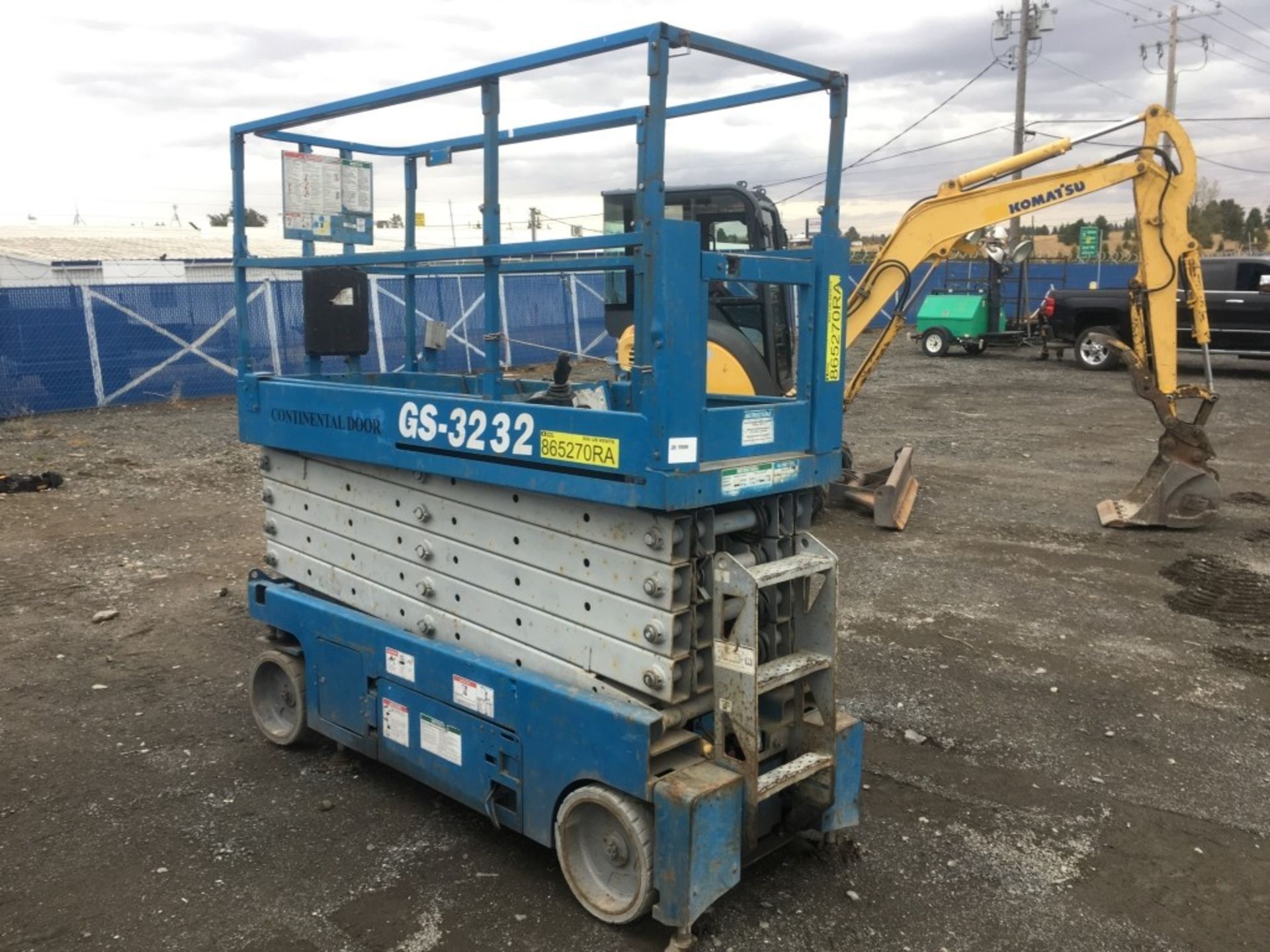 Genie GS-3232 Scissor Lift - Image 4 of 10