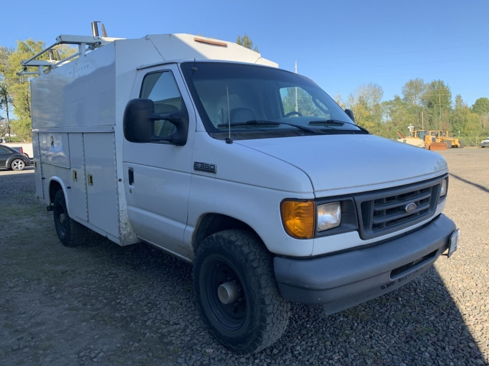 2007 Ford E350 Utility Van - Image 2 of 27