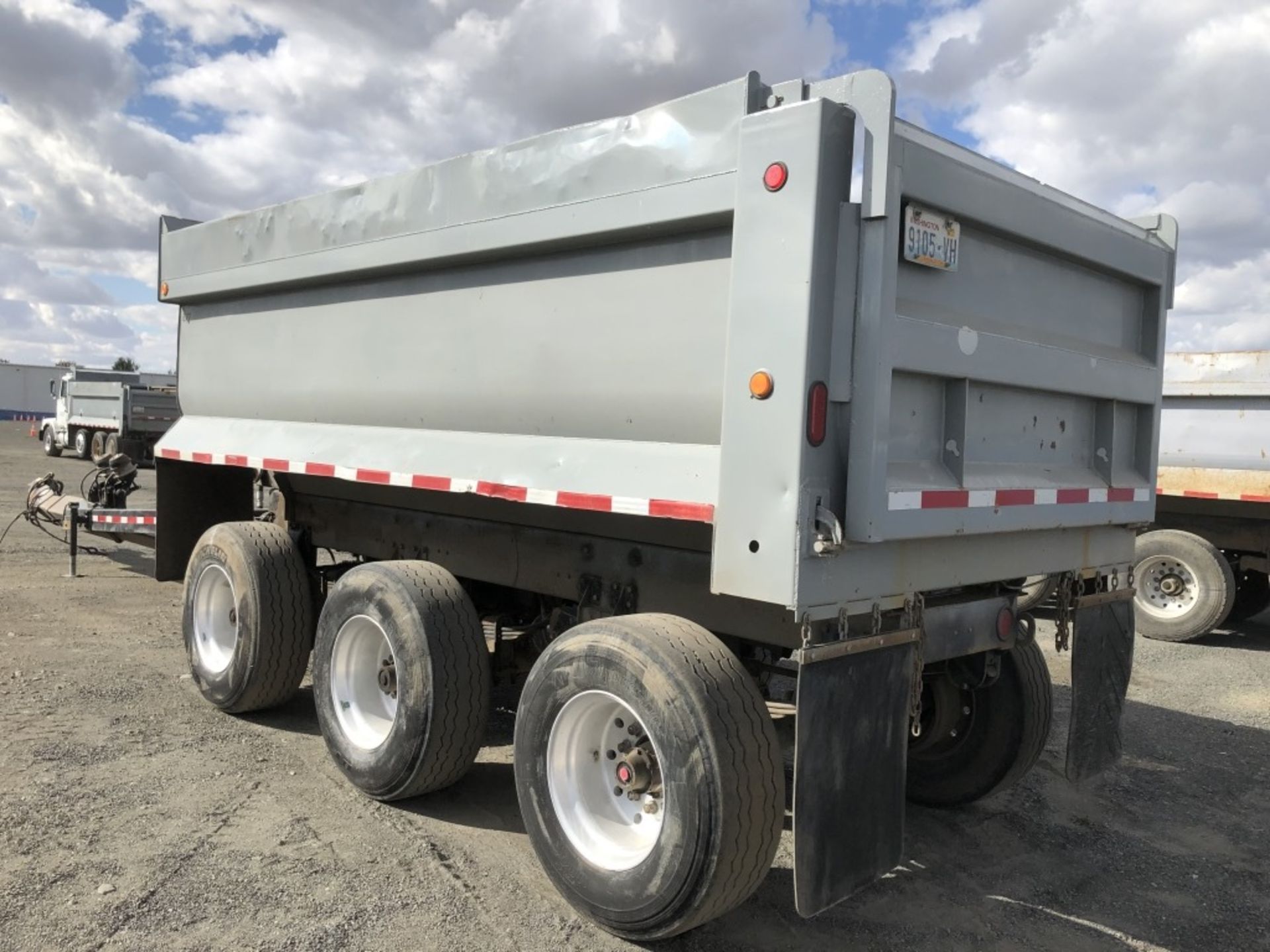 2007 Custom Built Tri-Axle Pup Dump Trailer - Image 2 of 12