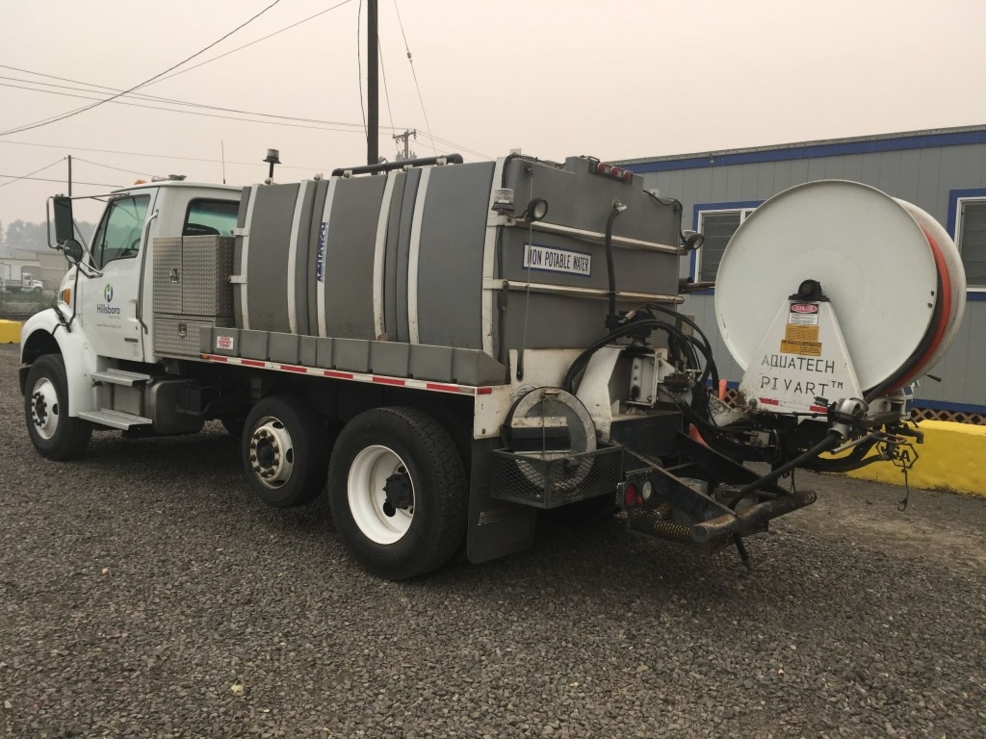 2004 Sterling Acterra Flusher Truck - Image 4 of 24