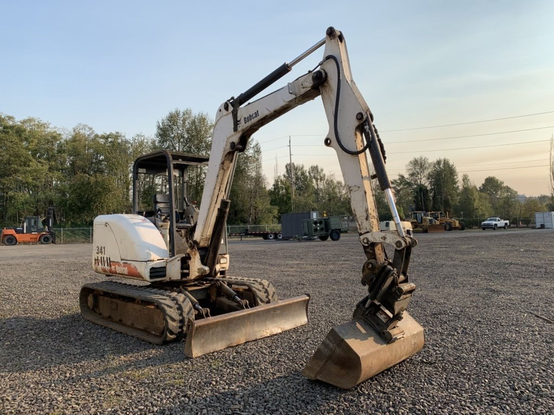 2001 Bobcat 341 Mini Hydraulic Excavator - Image 2 of 28