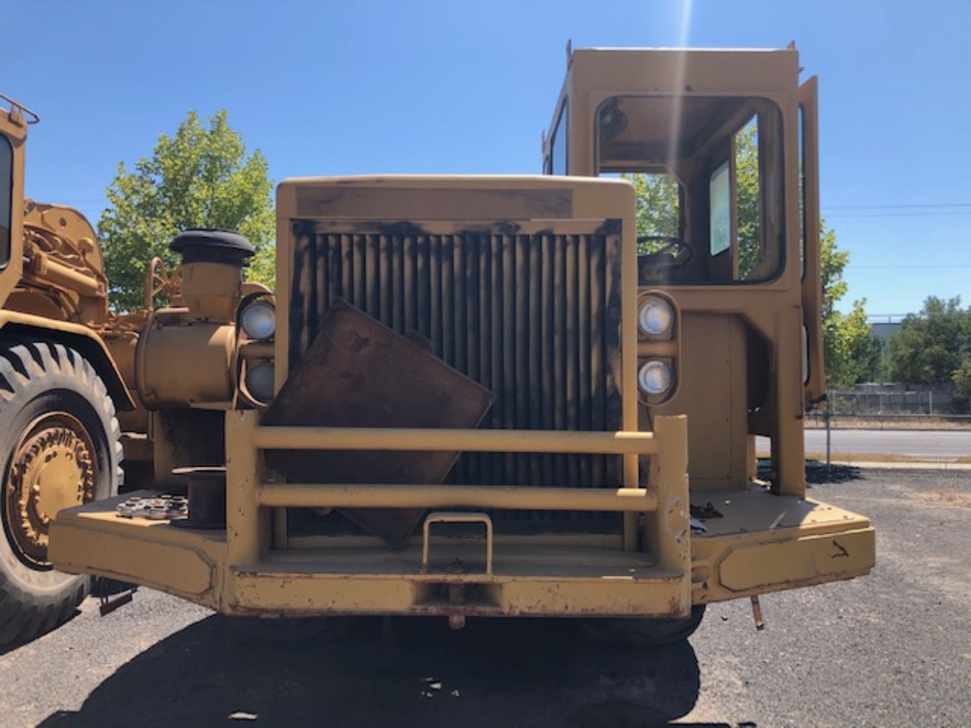 Caterpillar 631C Belly Scraper - Image 2 of 9