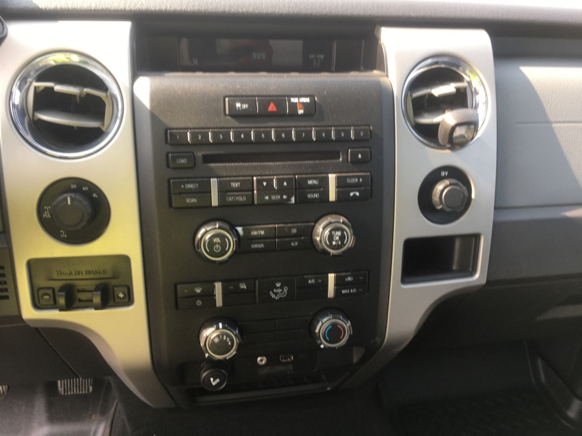 2012 Ford F150 XLT 4x4 Crew Cab Pickup - Image 16 of 24