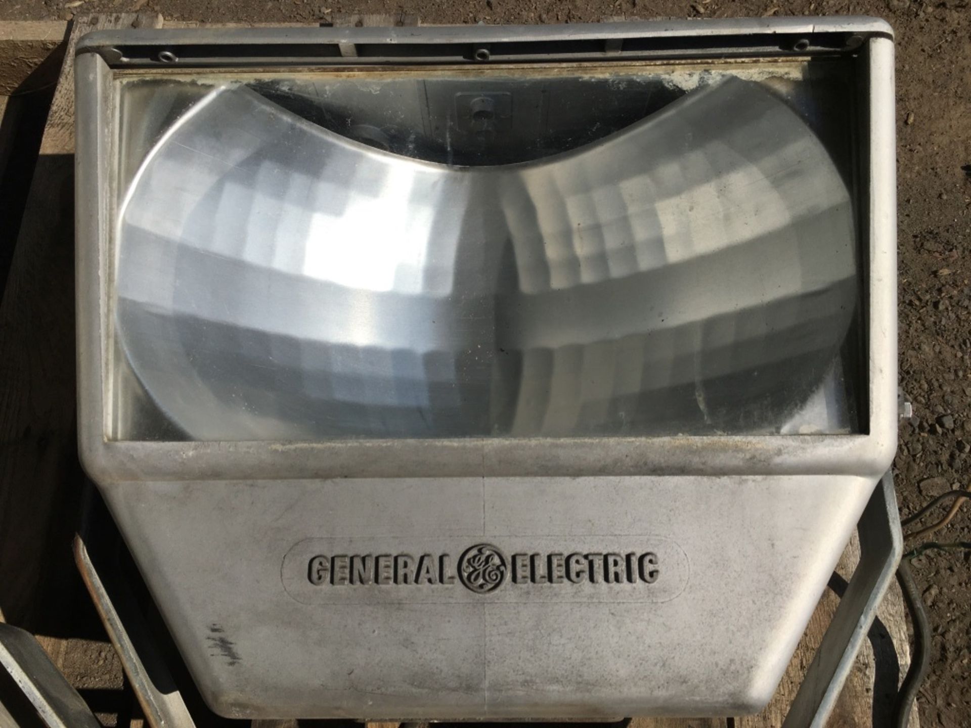 GE Exterior Lights, Qty. 2 - Image 5 of 5