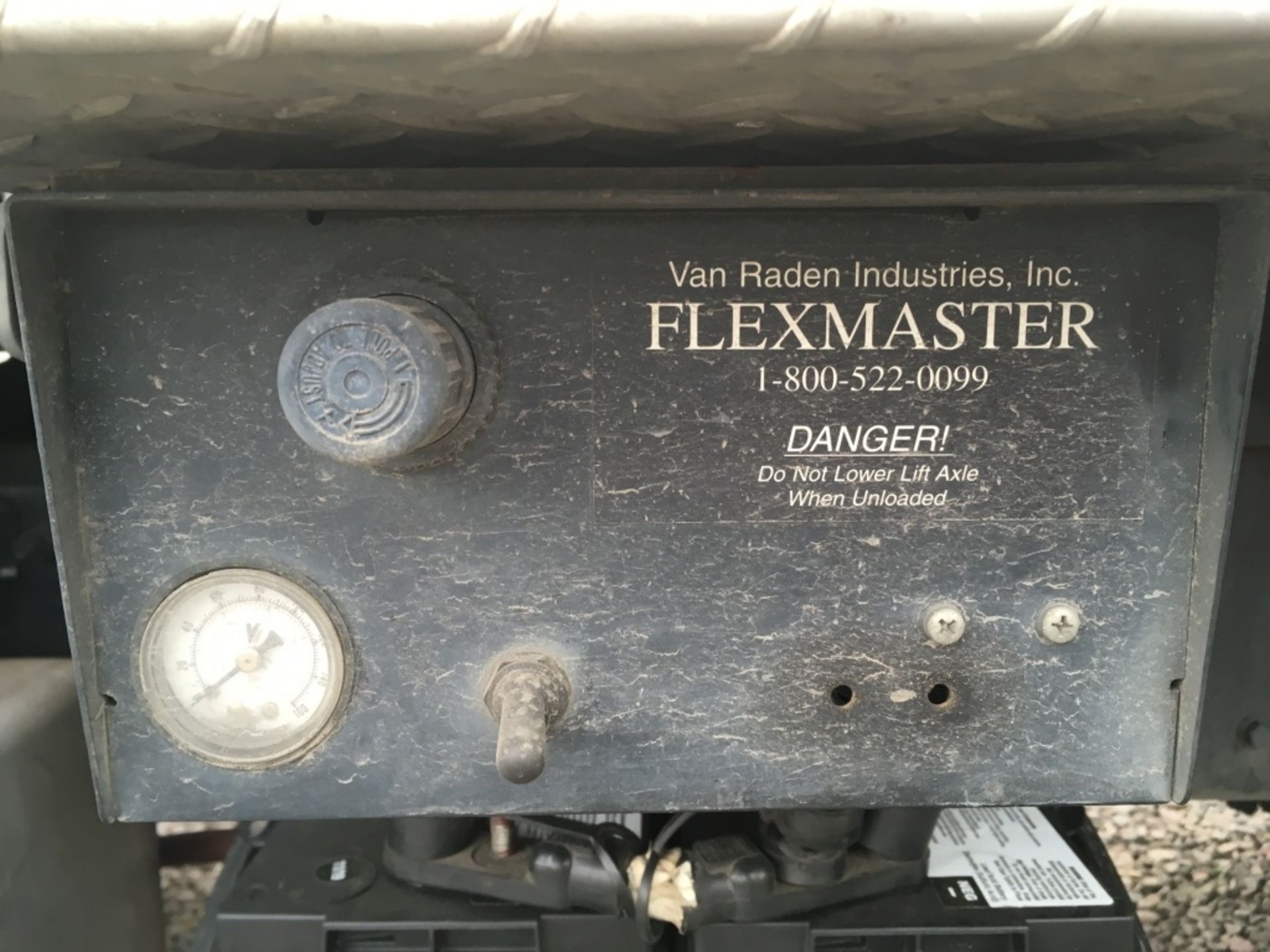 2004 Sterling Acterra Flusher Truck - Image 11 of 24