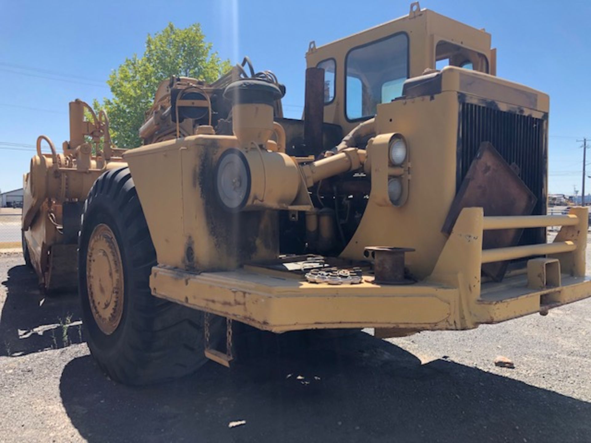 Caterpillar 631C Belly Scraper - Image 3 of 9