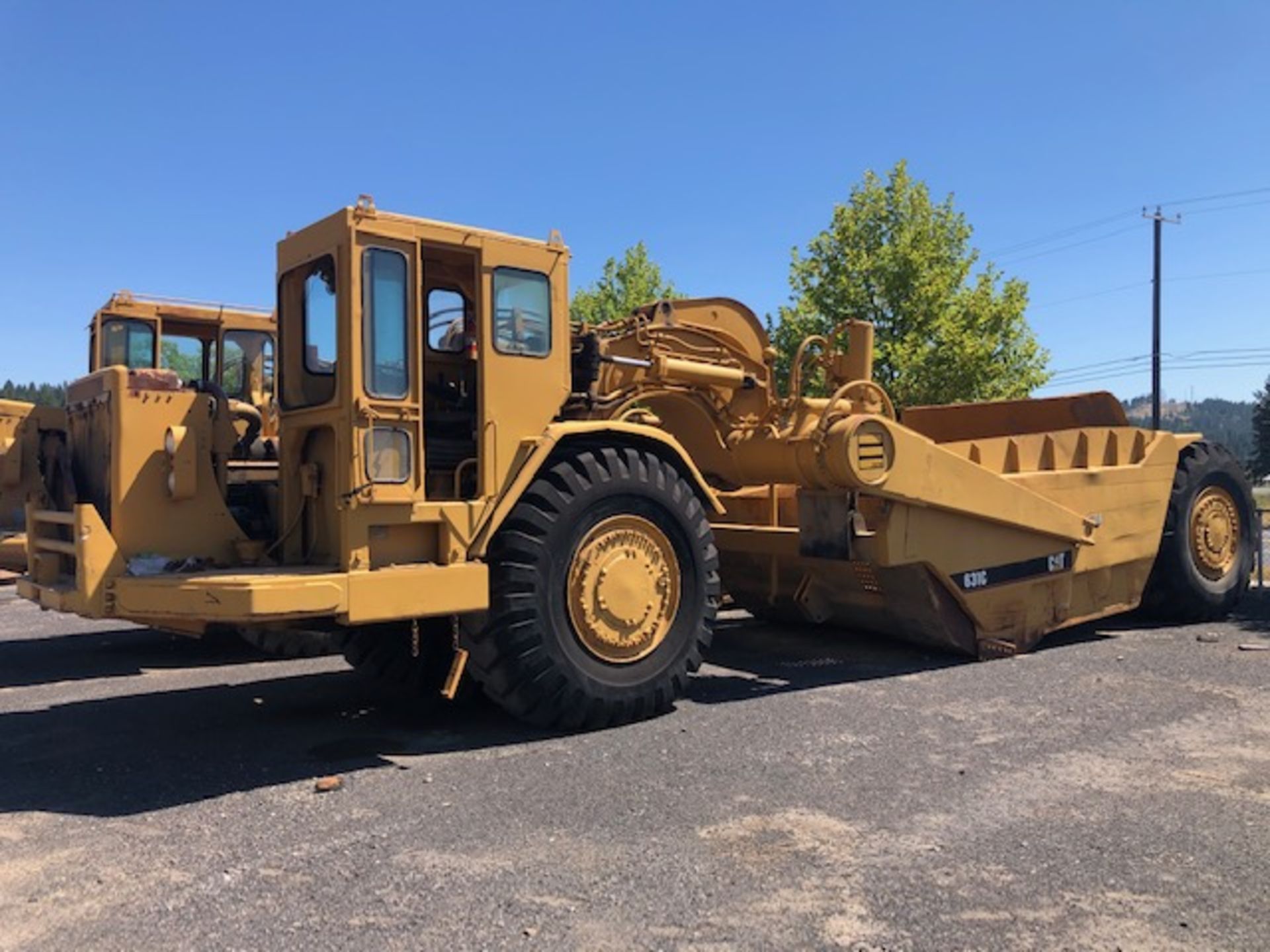 Caterpillar 631C Belly Scraper