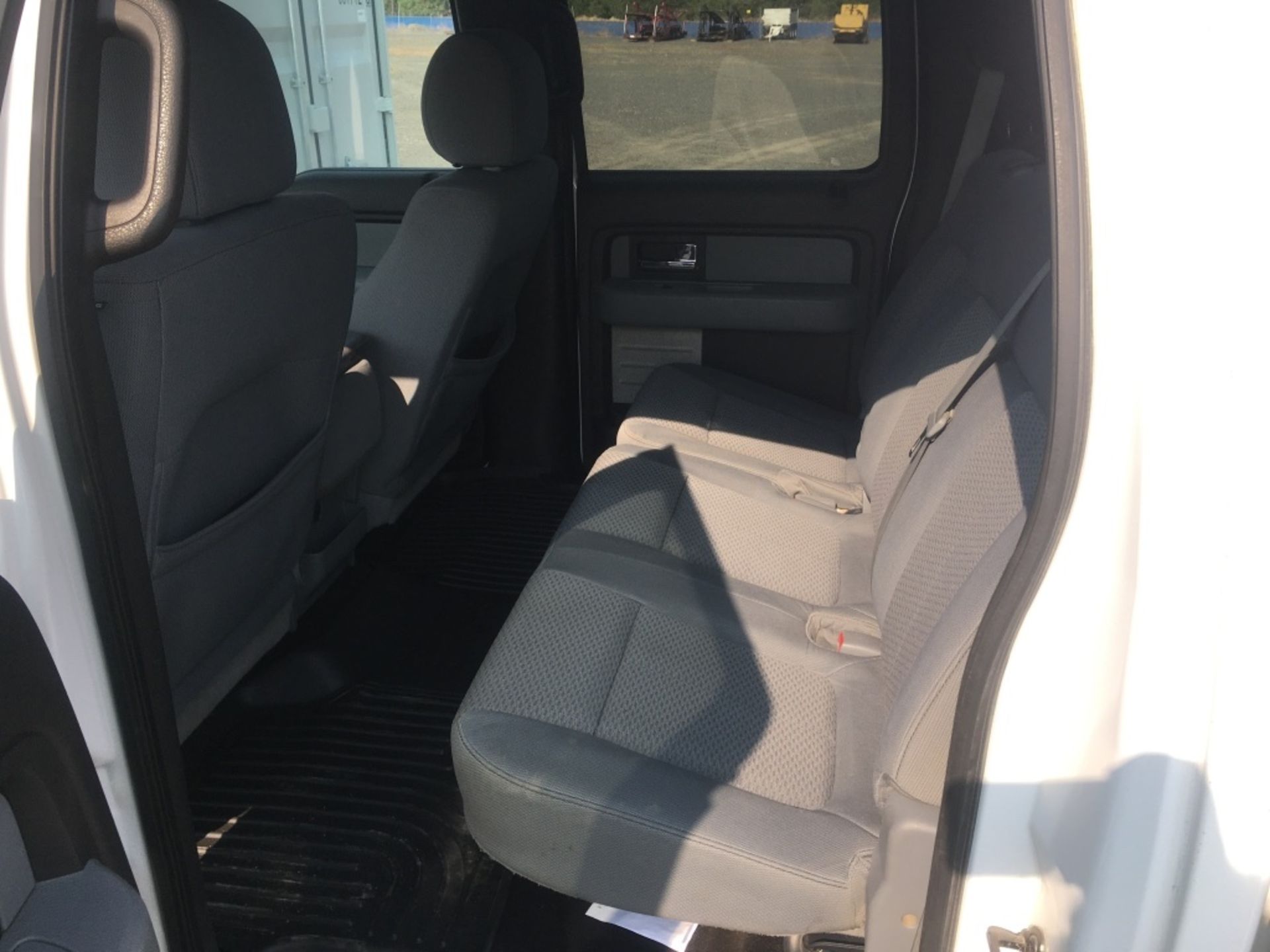 2012 Ford F150 XLT 4x4 Crew Cab Pickup - Image 18 of 24