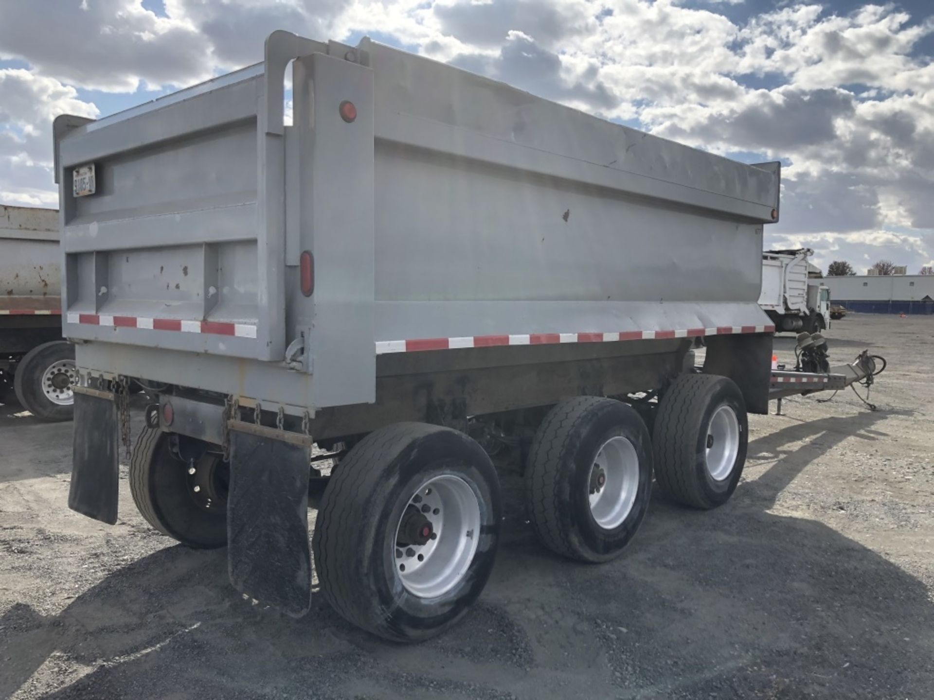 2007 Custom Built Tri-Axle Pup Dump Trailer - Image 3 of 12