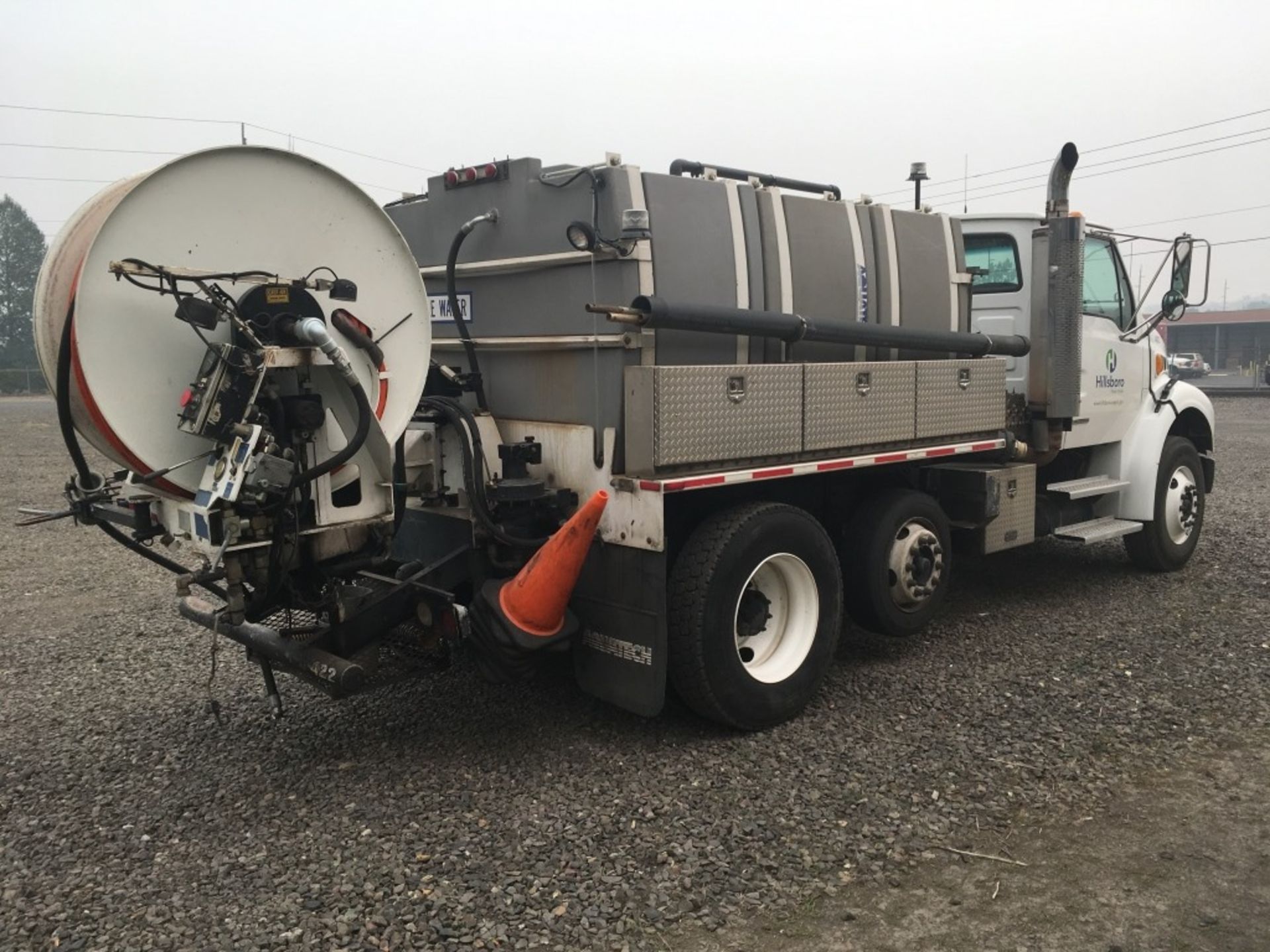 2004 Sterling Acterra Flusher Truck - Image 3 of 24