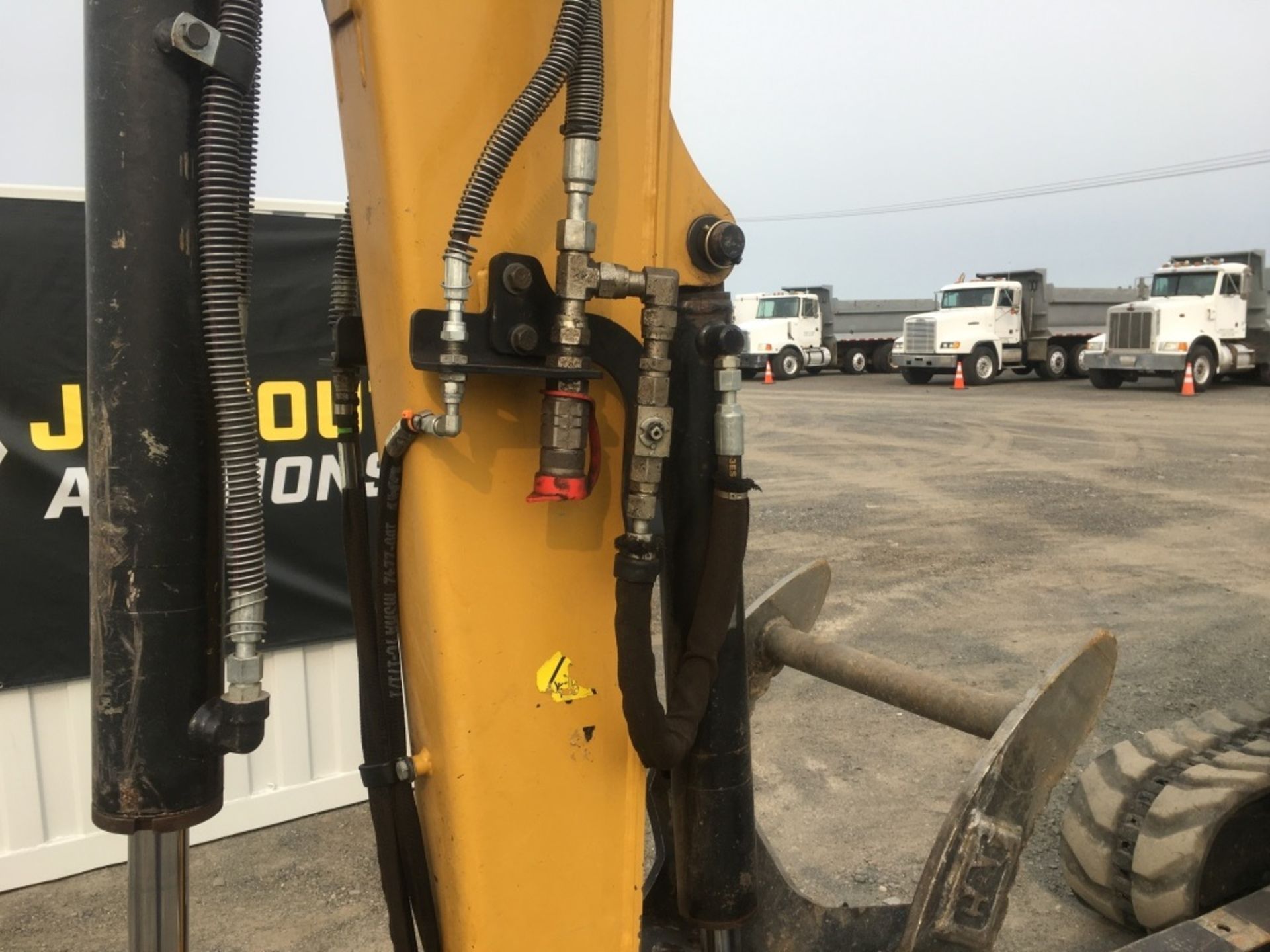 2015 Caterpillar 305ECR Mini Hydraulic Excavator - Image 6 of 29