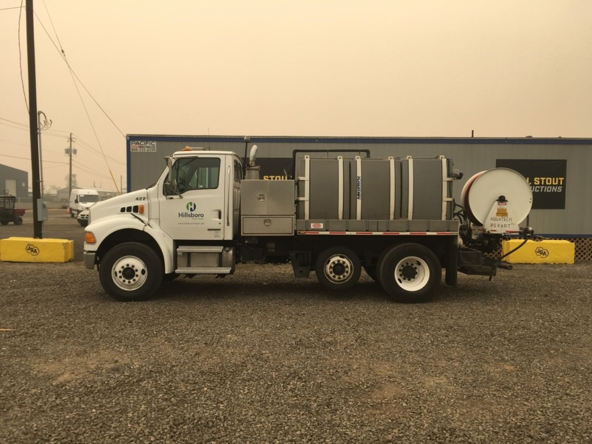 2004 Sterling Acterra Flusher Truck - Image 5 of 24