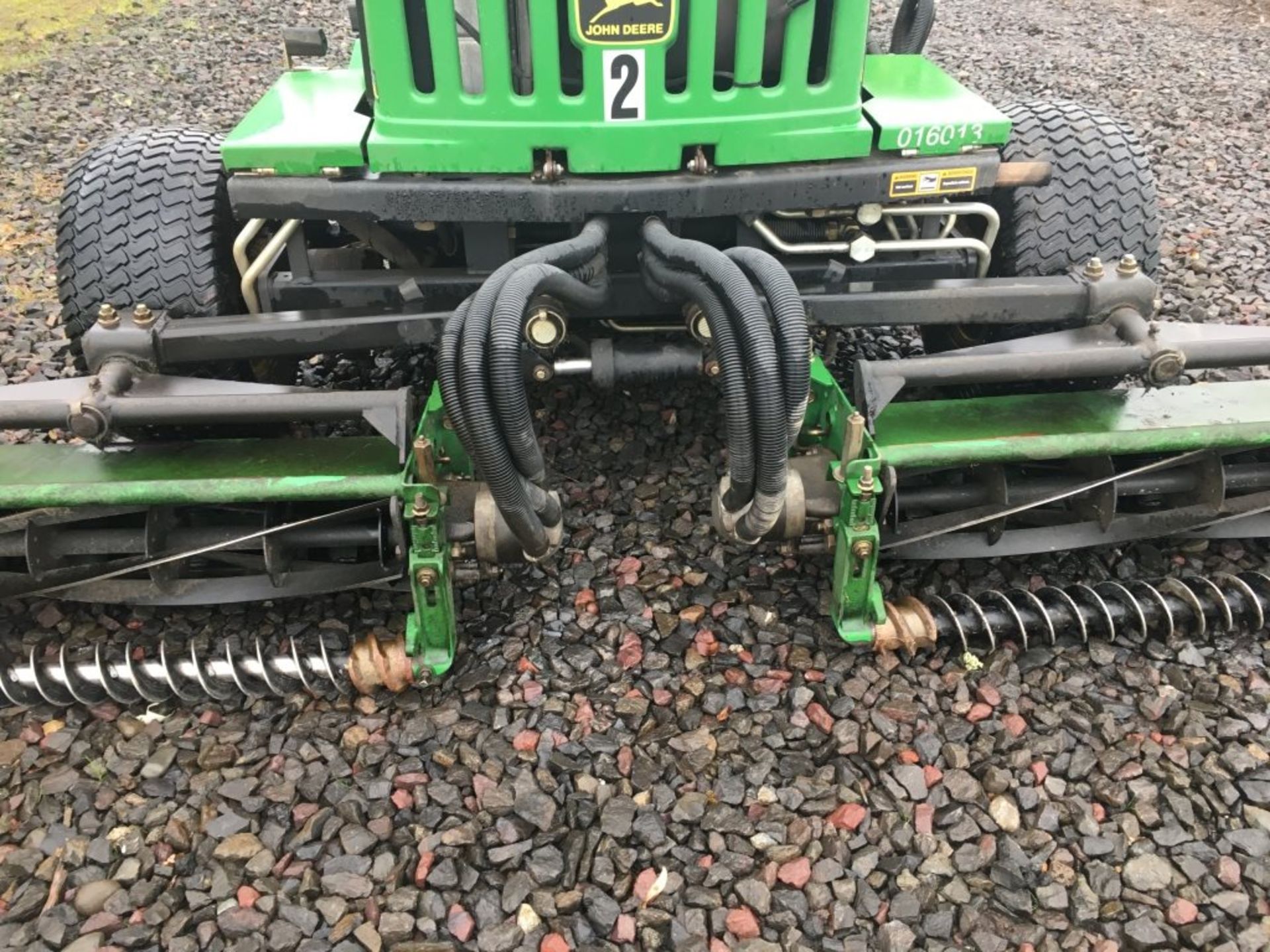 2000 John Deere 2653A Greens Mower - Image 9 of 23