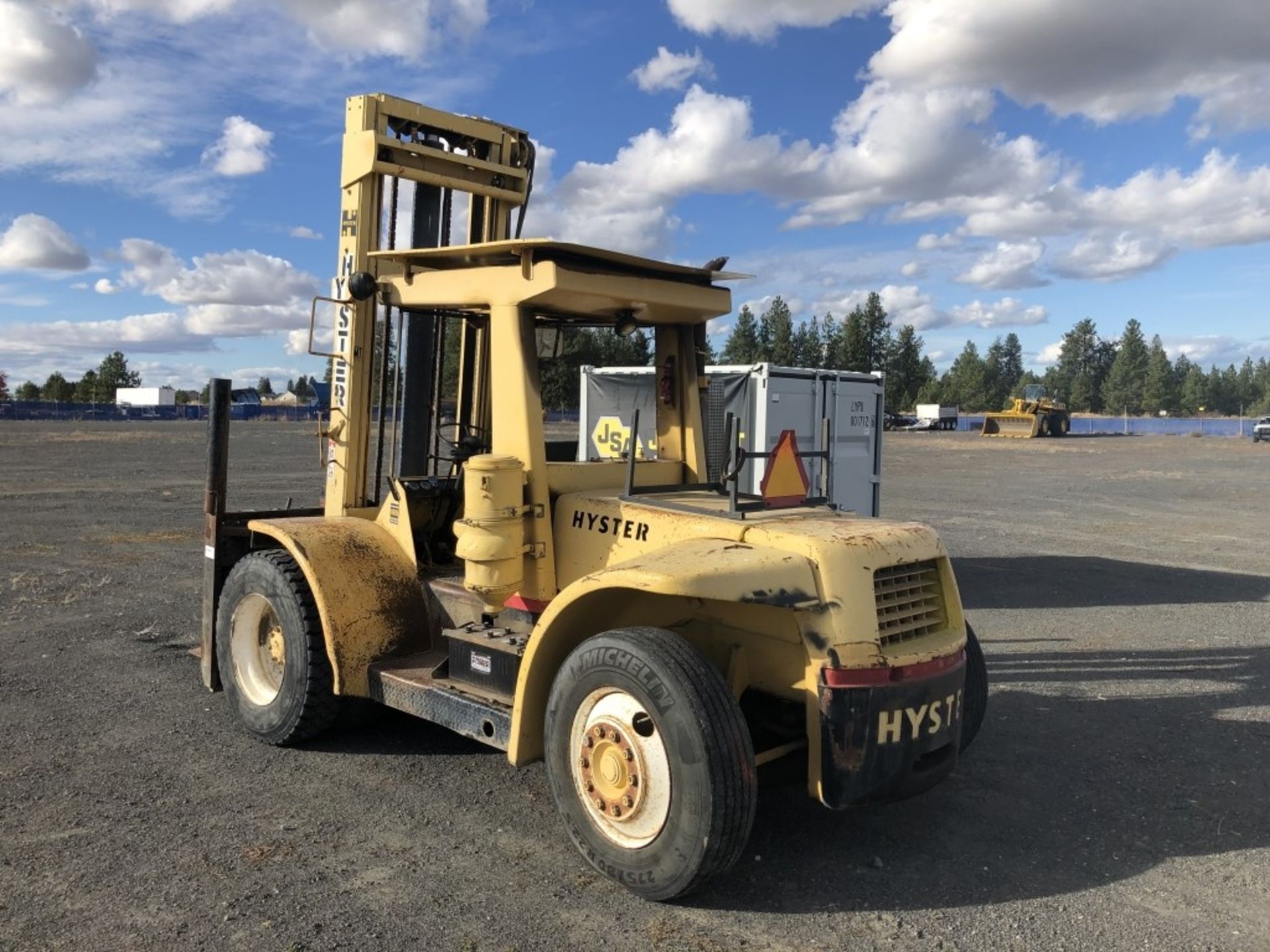 Hyster H165E Forklift - Image 2 of 16