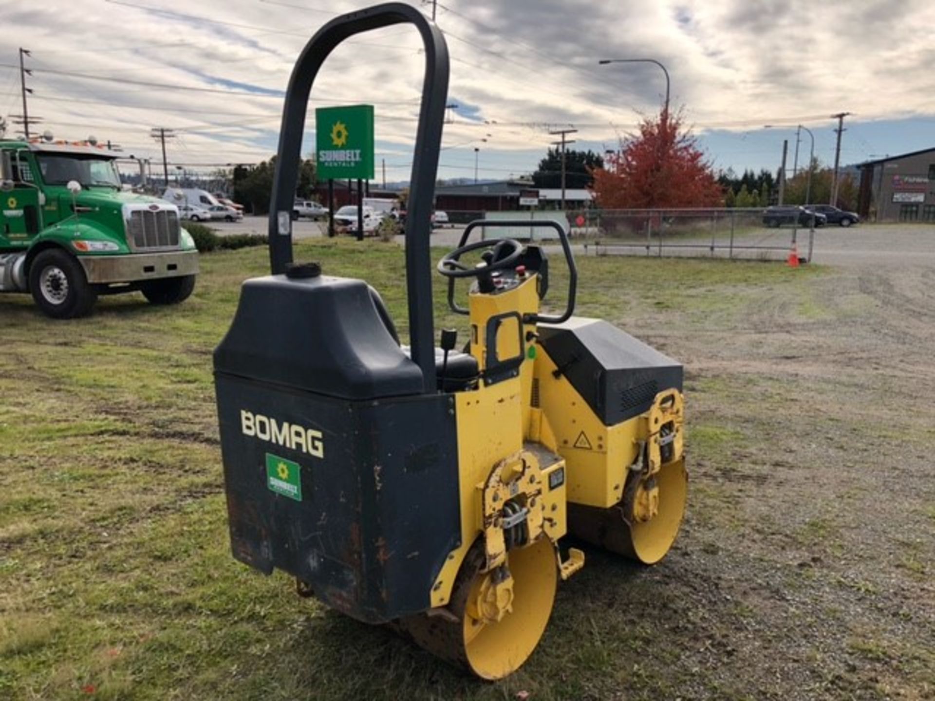 2011 Bomag BW900-2 Tandem Roller - Image 3 of 6