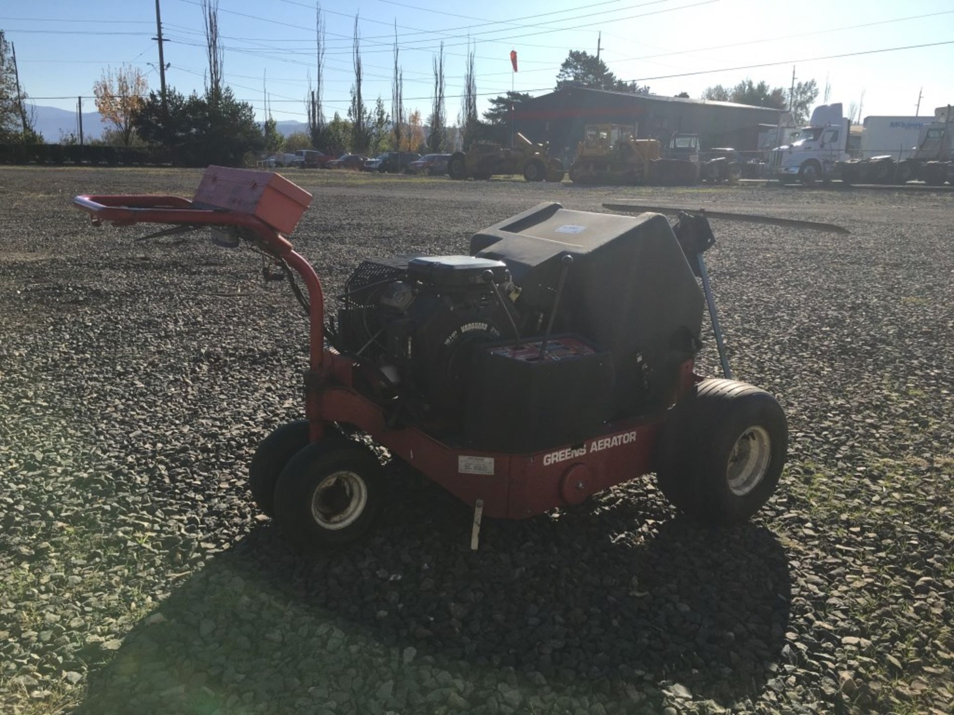 1999 Toro Greens Aerator - Image 3 of 10