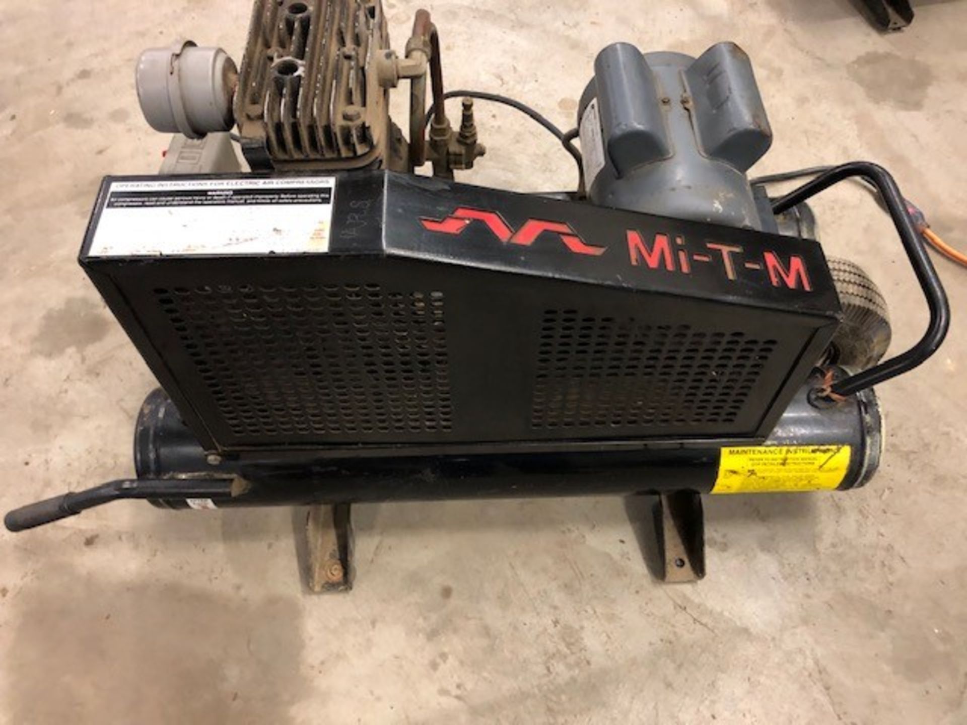 2011 Mi-T-M Air Compressor - Image 3 of 3