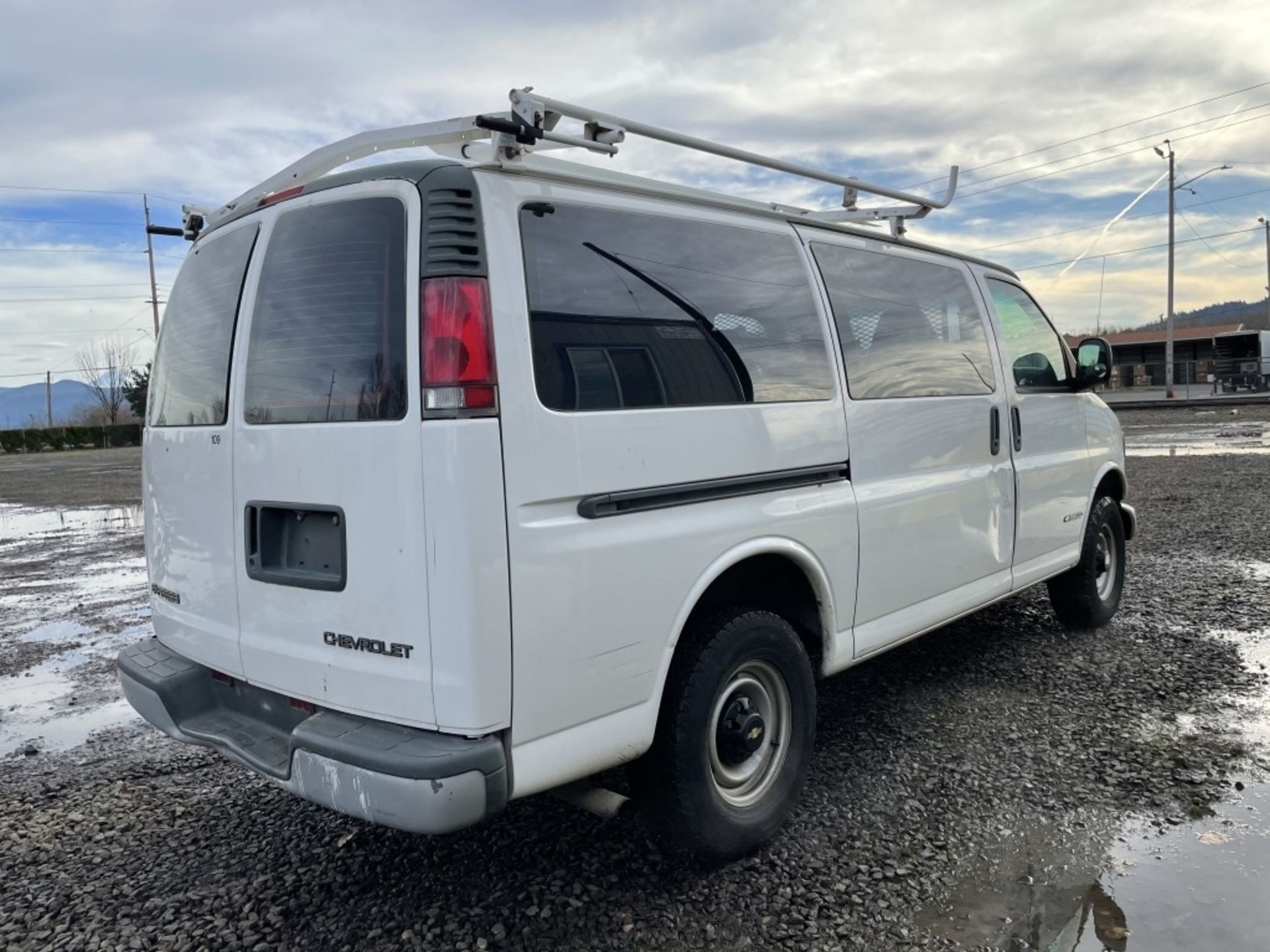 2002 Chevrolet Express 3500 Cargo Van - Image 3 of 16