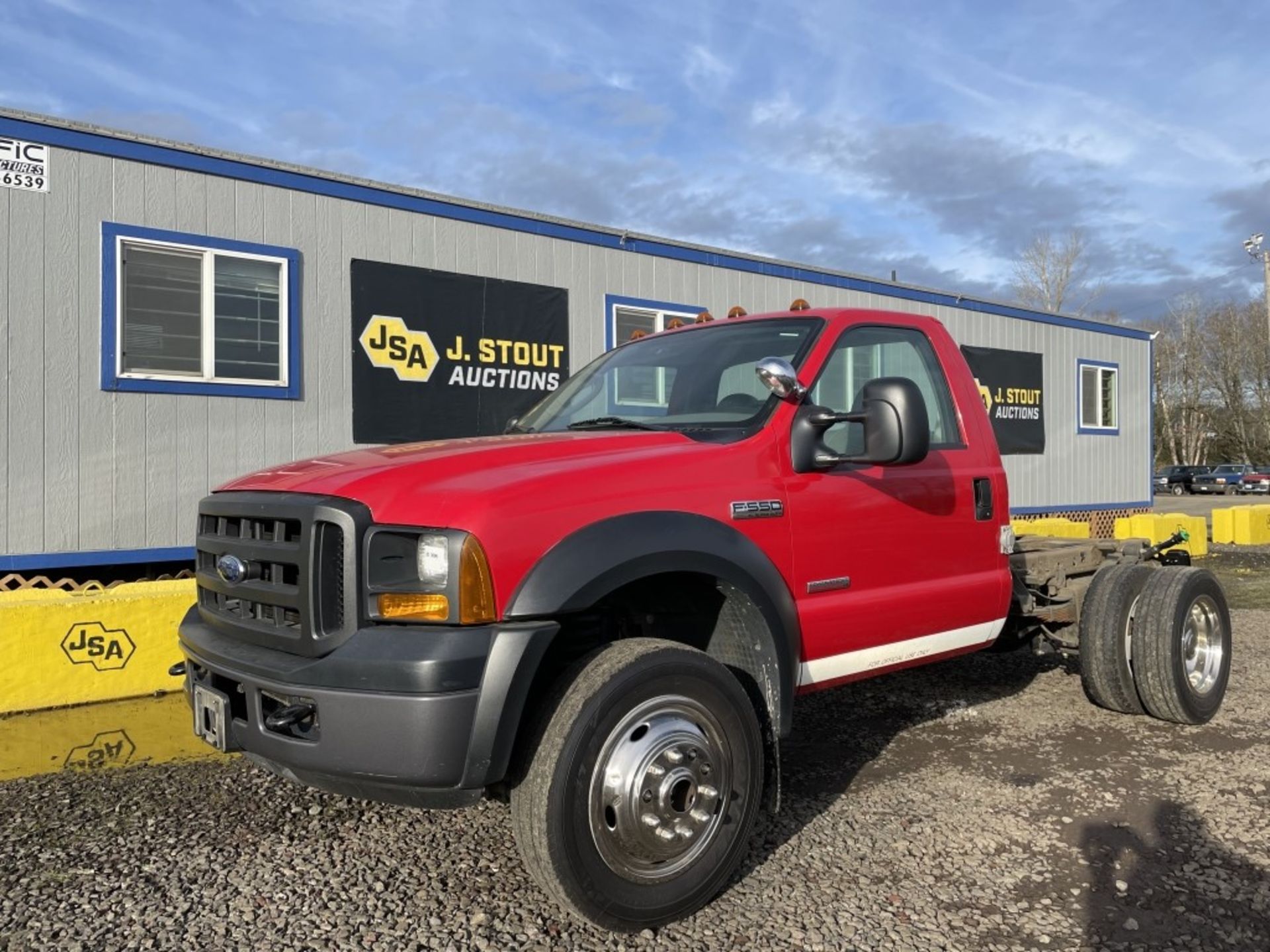 2006 Ford F550 XL SD 4x4 Cab & Chassis