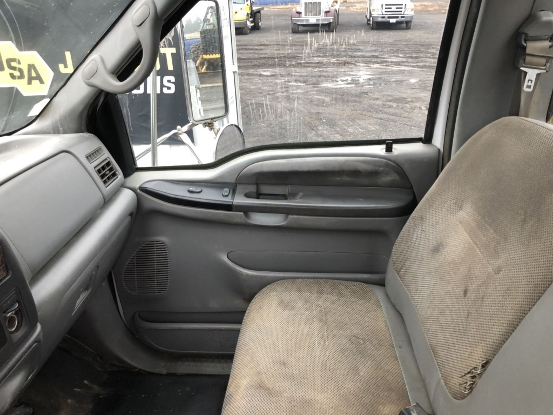 2005 Ford F650 Pro-Loader Service Truck - Image 20 of 23