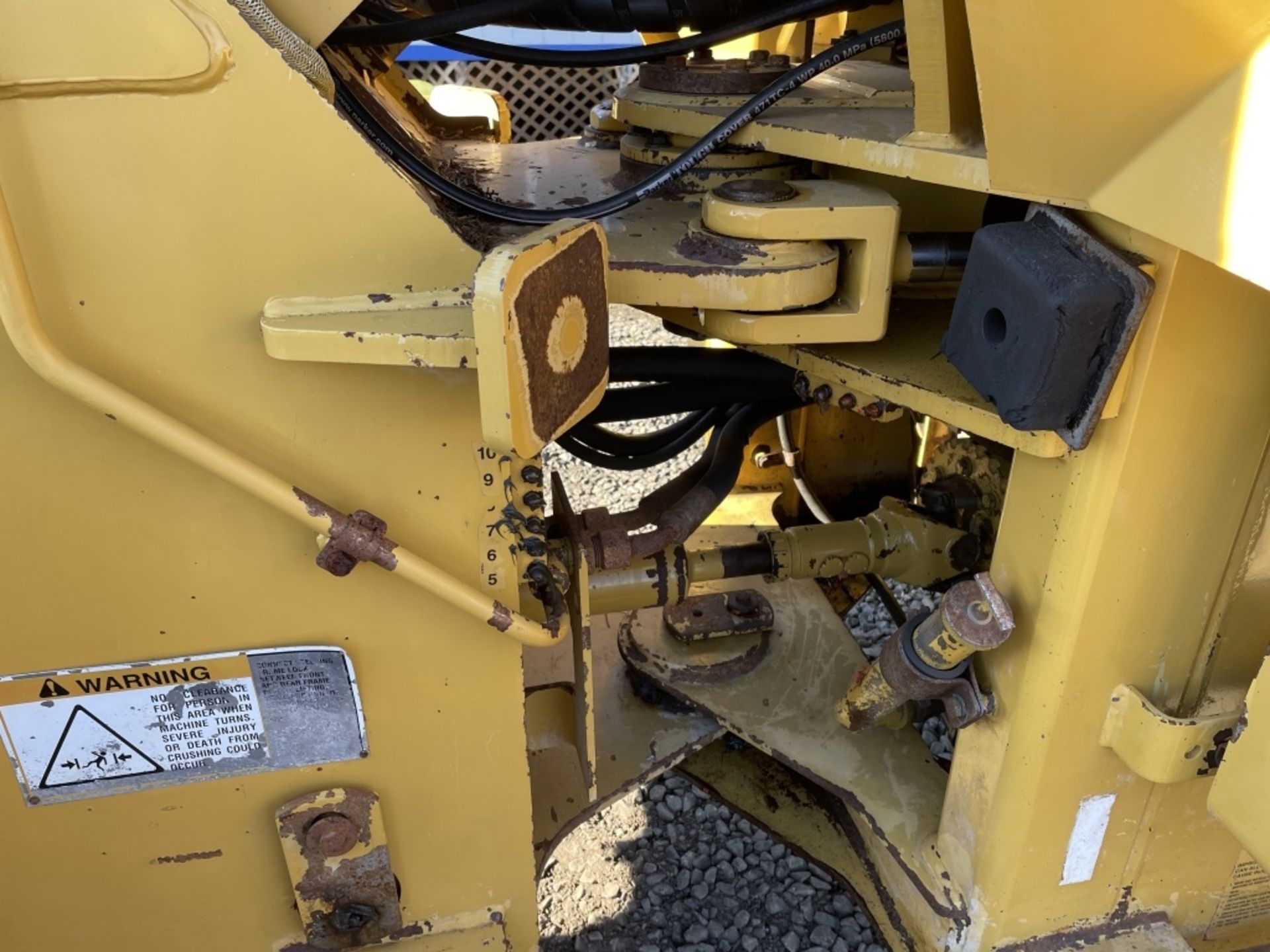 2000 Caterpillar 924G Wheel Loader - Image 14 of 28