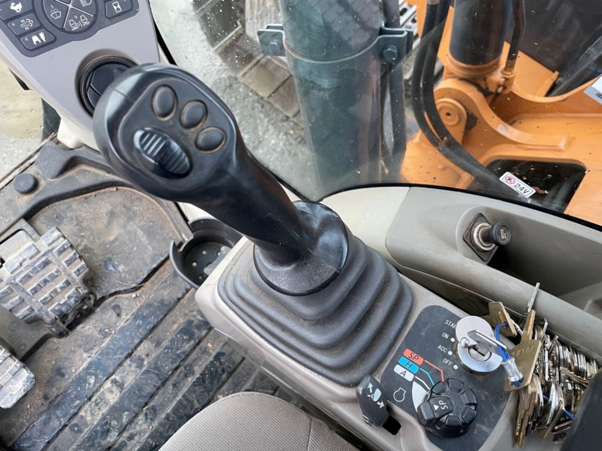 2015 Case CX130D Hydraulic Excavator - Image 36 of 42