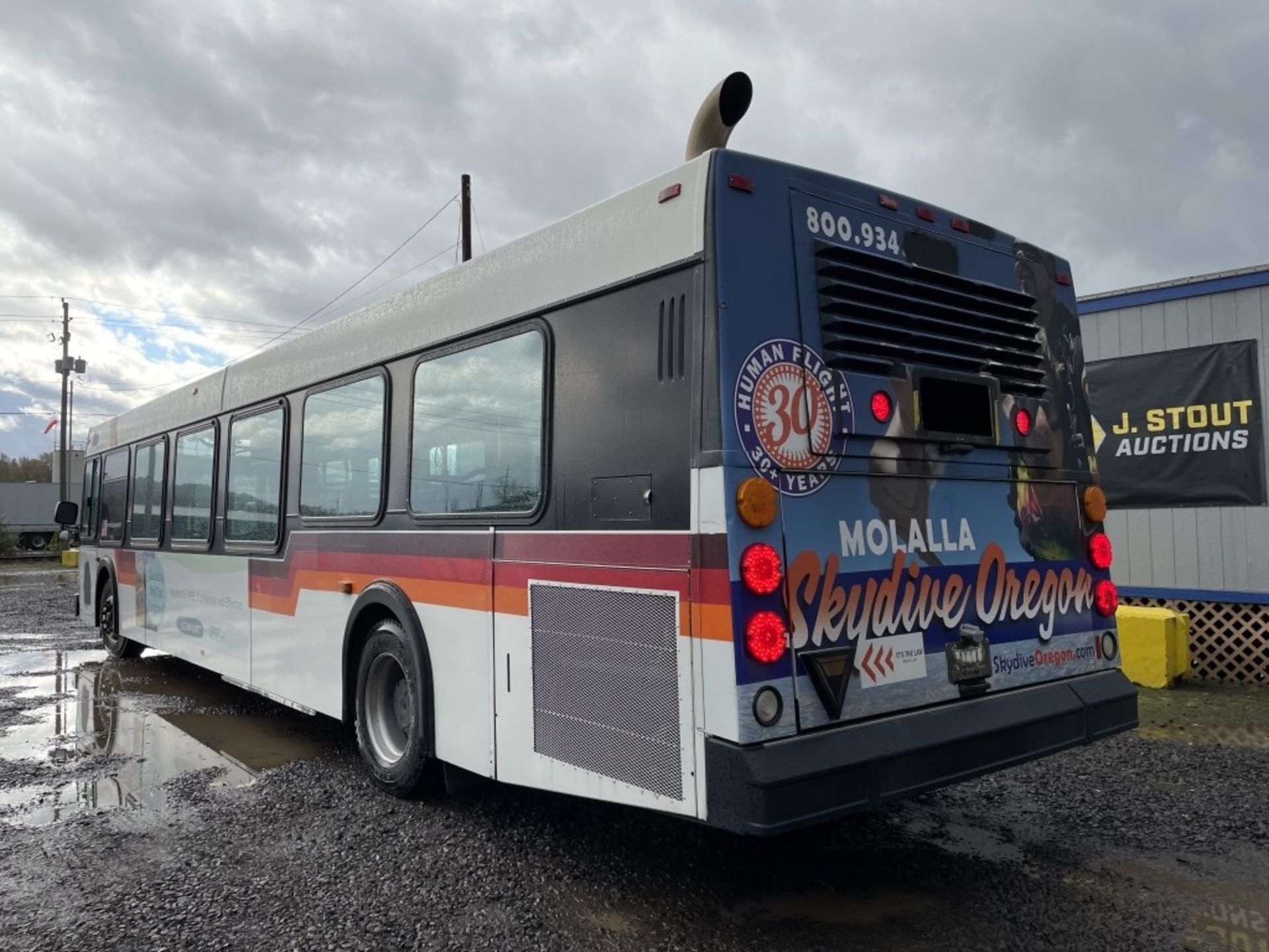 2000 New Flyer D40LF Transit Bus - Image 4 of 24