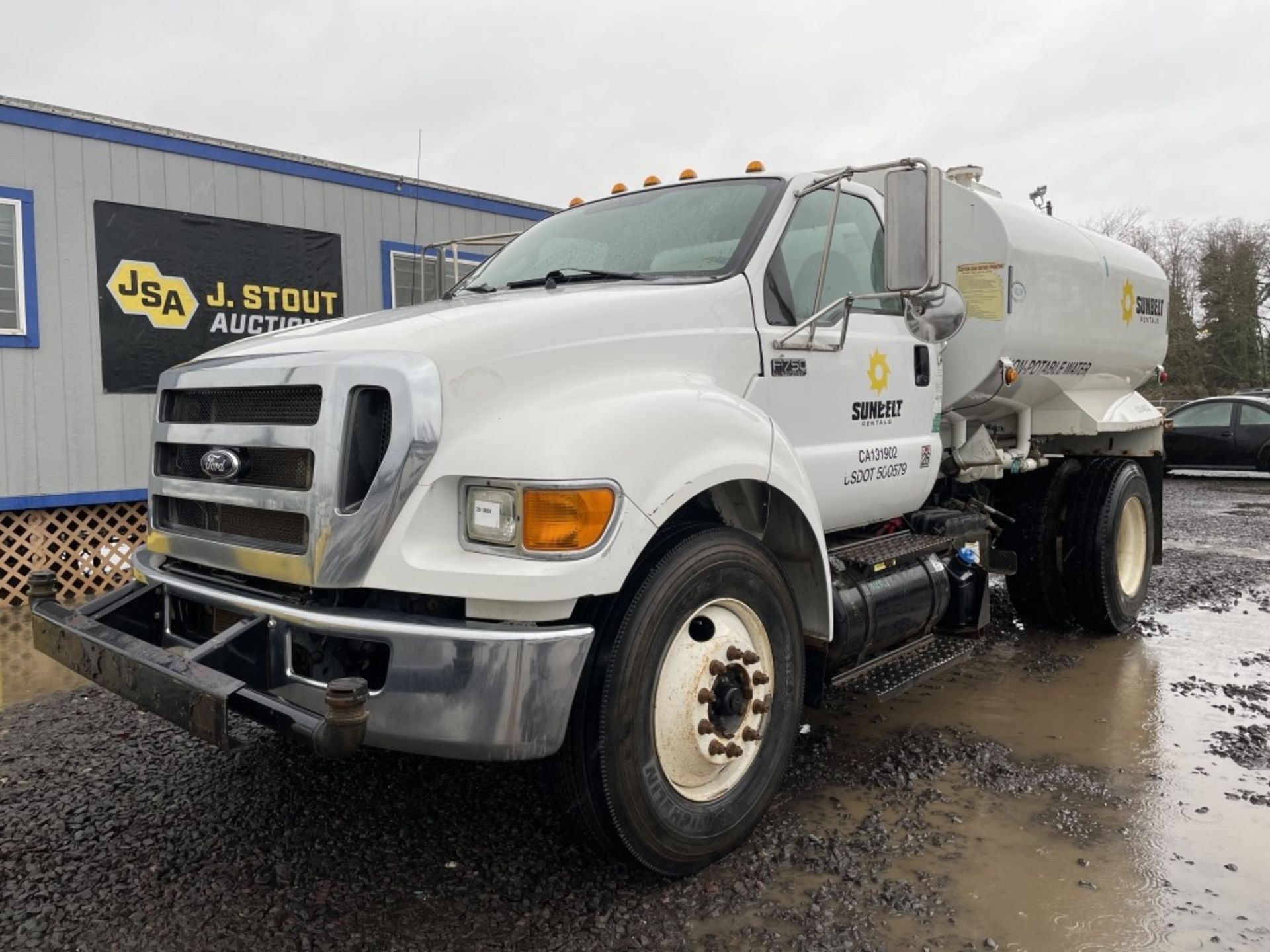 2013 Ford F750 XL SD S/A Water Truck