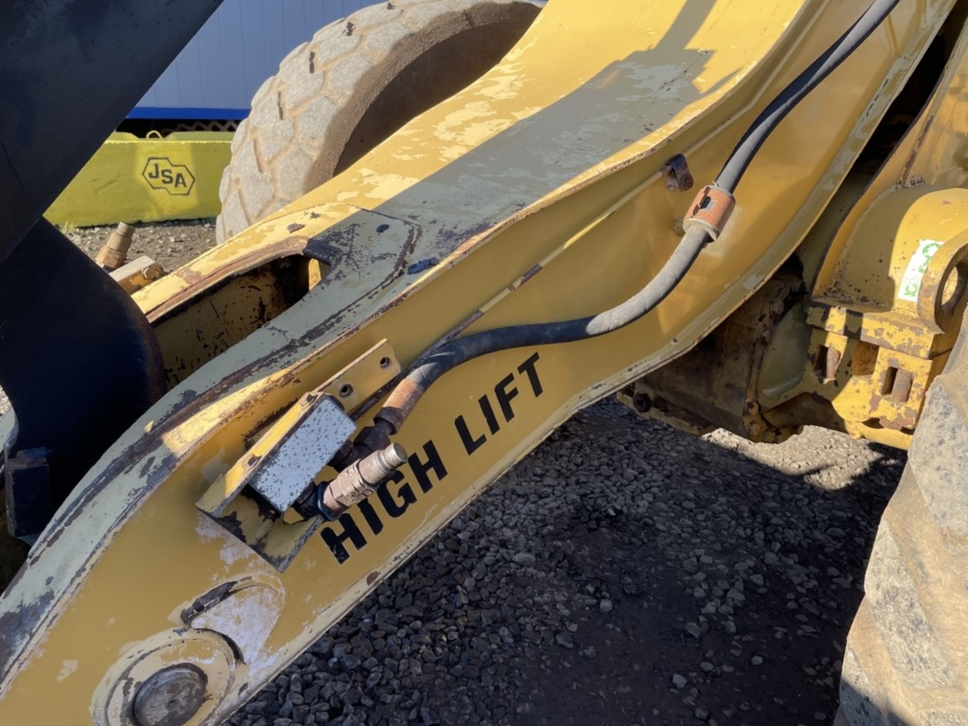 2000 Caterpillar 924G Wheel Loader - Image 12 of 28